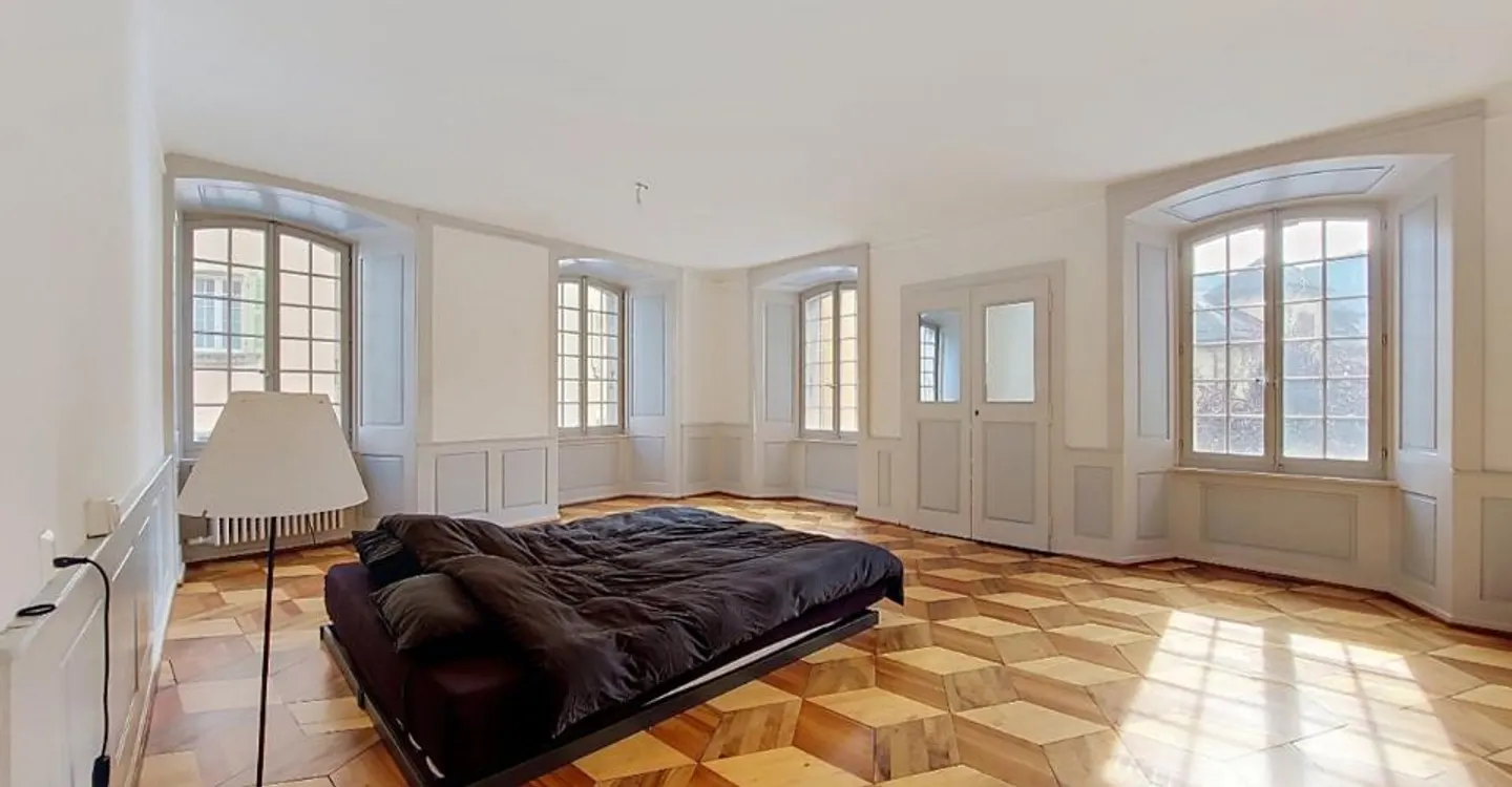 Sion, historic house in the heart of the old town consisting of 5 apartments and 2 offices - Photo 9 of 23