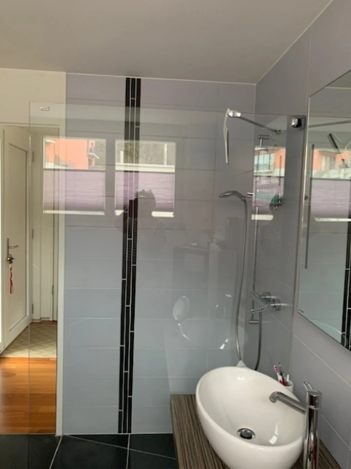 «3-ZIMMER-PENTHOUSE-WOHNUNG IN TWANN (BE), MÖBLIERT, BEFRISTET» - Foto 8 von 10