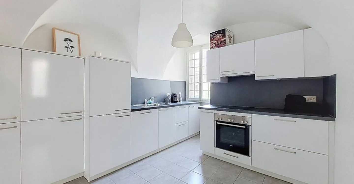 Sion, historic house in the heart of the old town consisting of 5 apartments and 2 offices - Photo 13 of 23