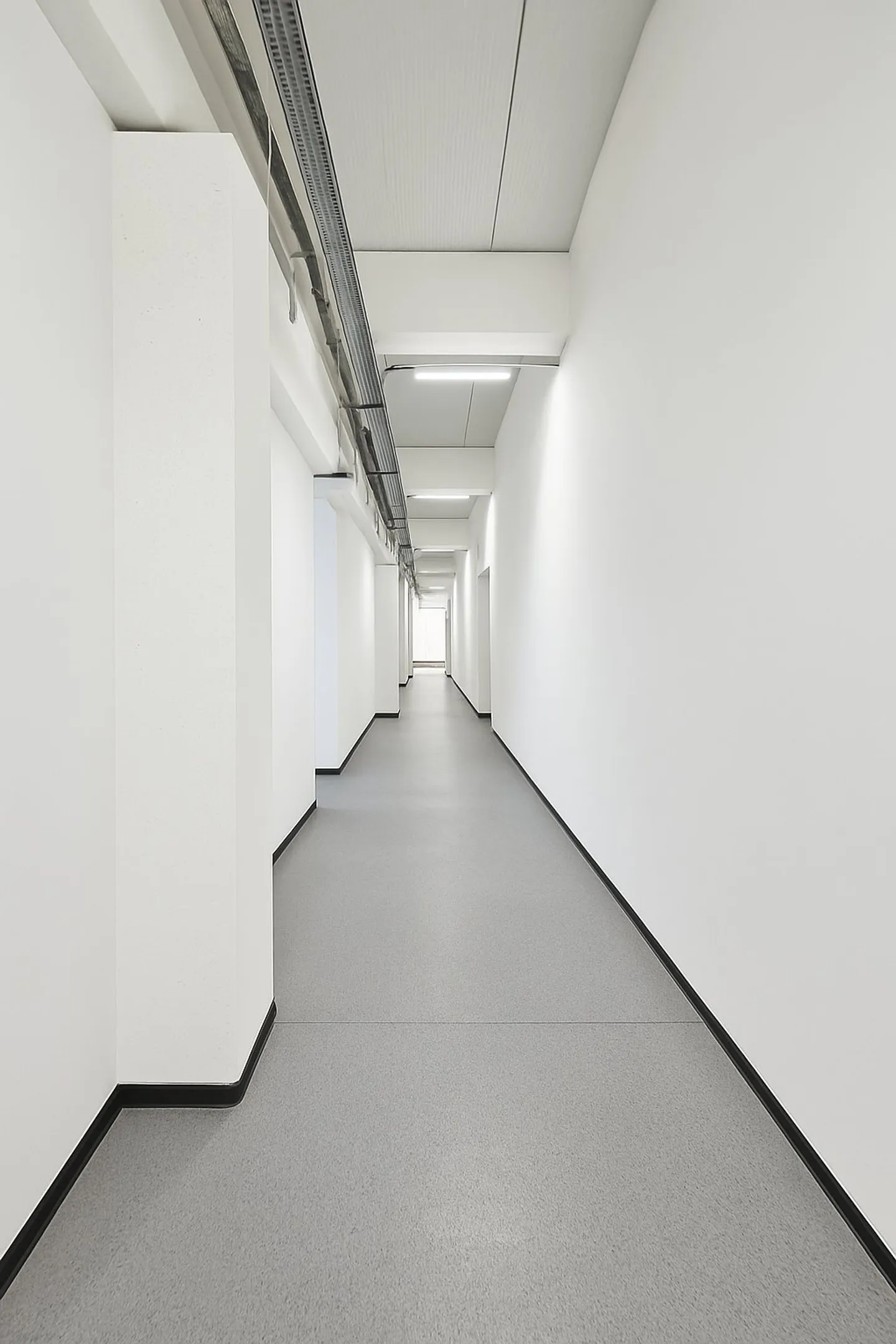 Commercial Space Near Highway - Photo 6 of 7