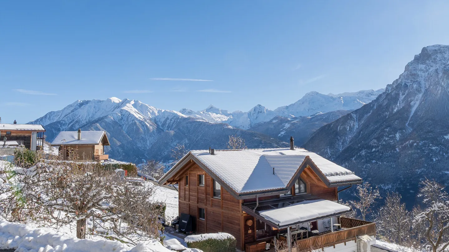 Two-family house and stable with great views and best sun exposure in - Photo 7 of 10