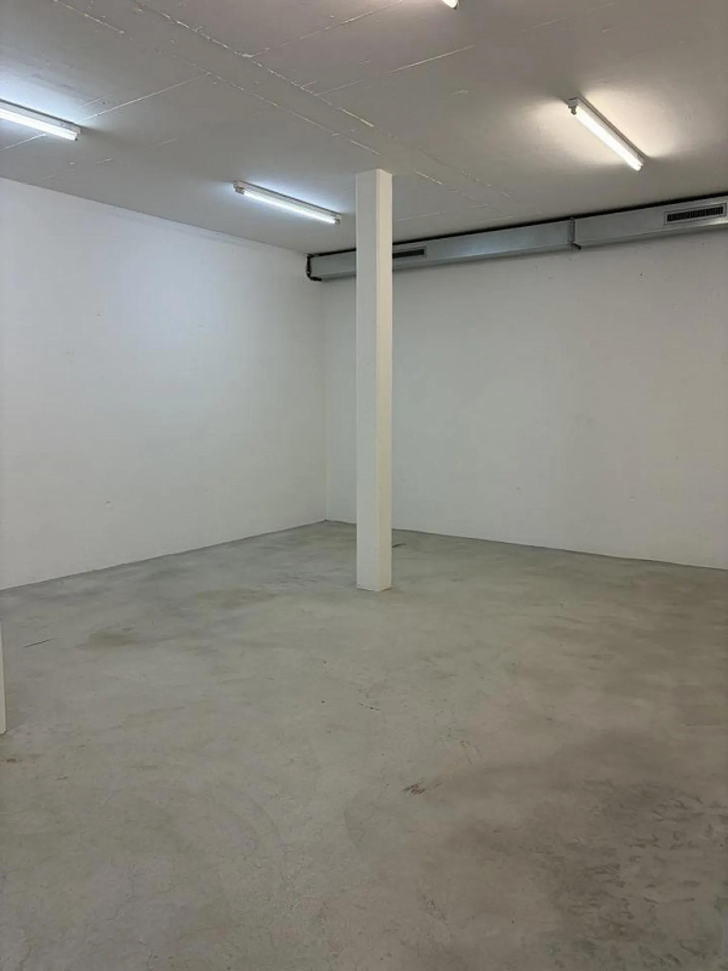 Vielseitiger Bastelraum in Bülach - Foto 2 von 5