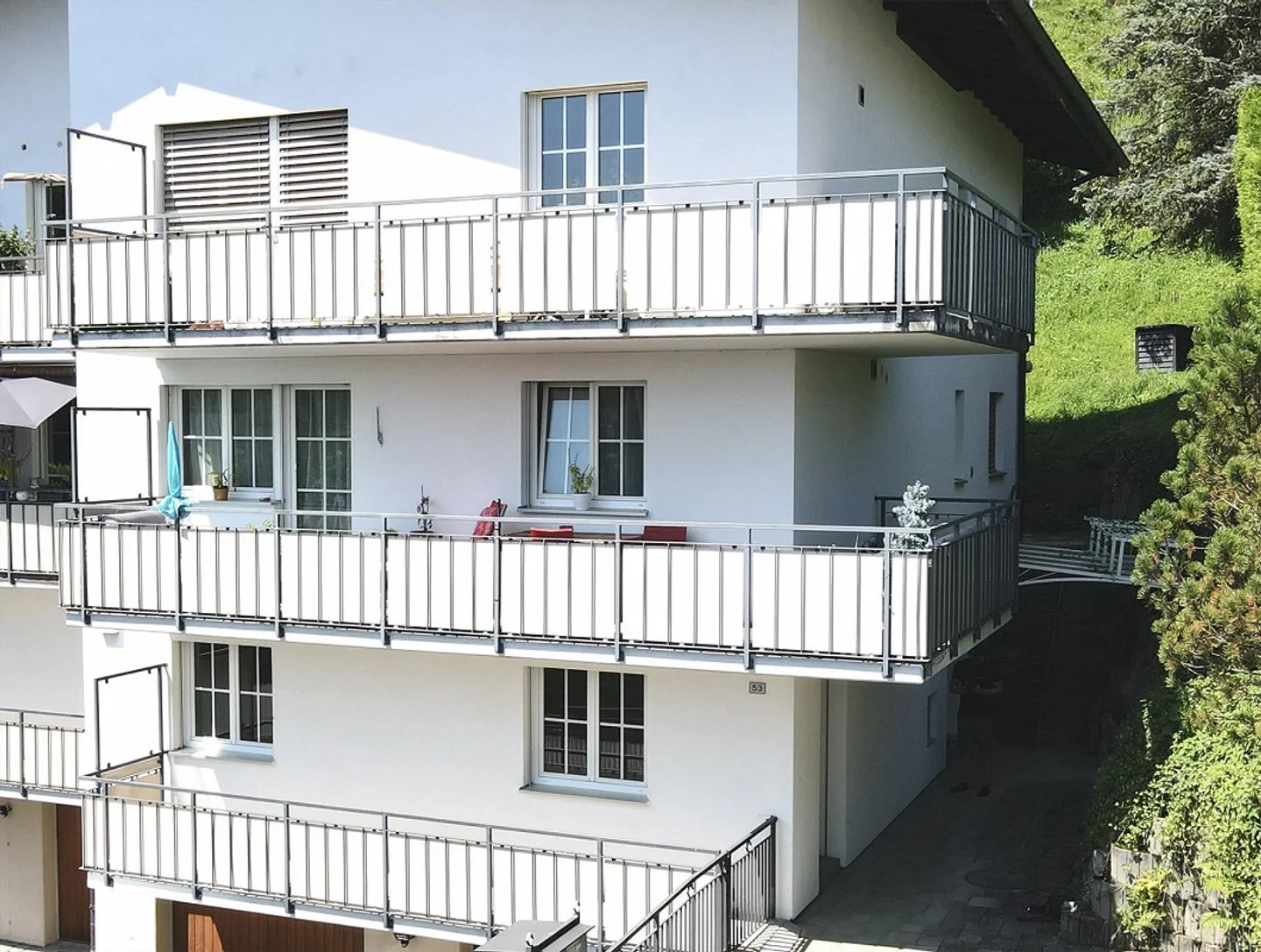 Petite, nouvellement rénovée appartement de 1,5 pièce dans un emplacement en pente proche de la nature - Photo 9 sur 10