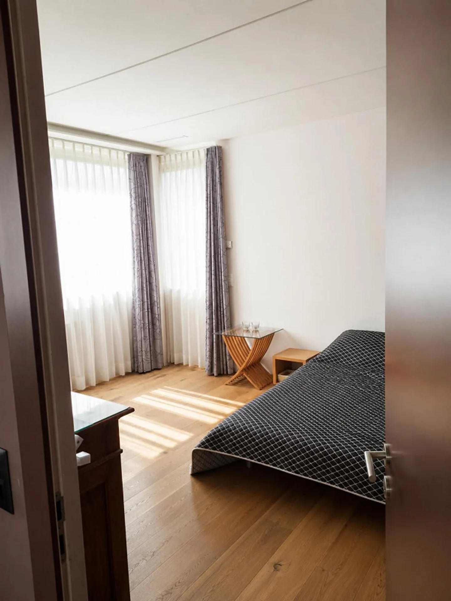 Moderne Eigentumswohnung am Zürichsee - Foto 4 von 10