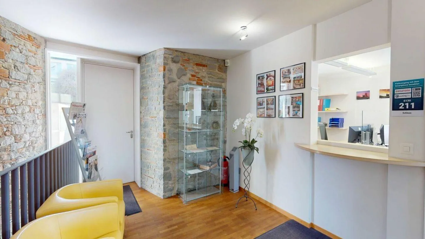 Travailler avec vision dans le 'Bergli' (147 CHF/m2/an) - Photo 4 sur 12