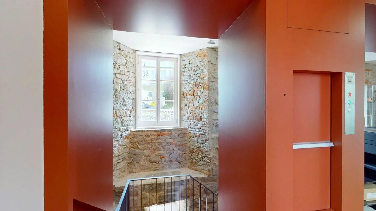 Travailler avec vision dans le 'Bergli' (147 CHF/m2/an) - Photo 6 sur 12