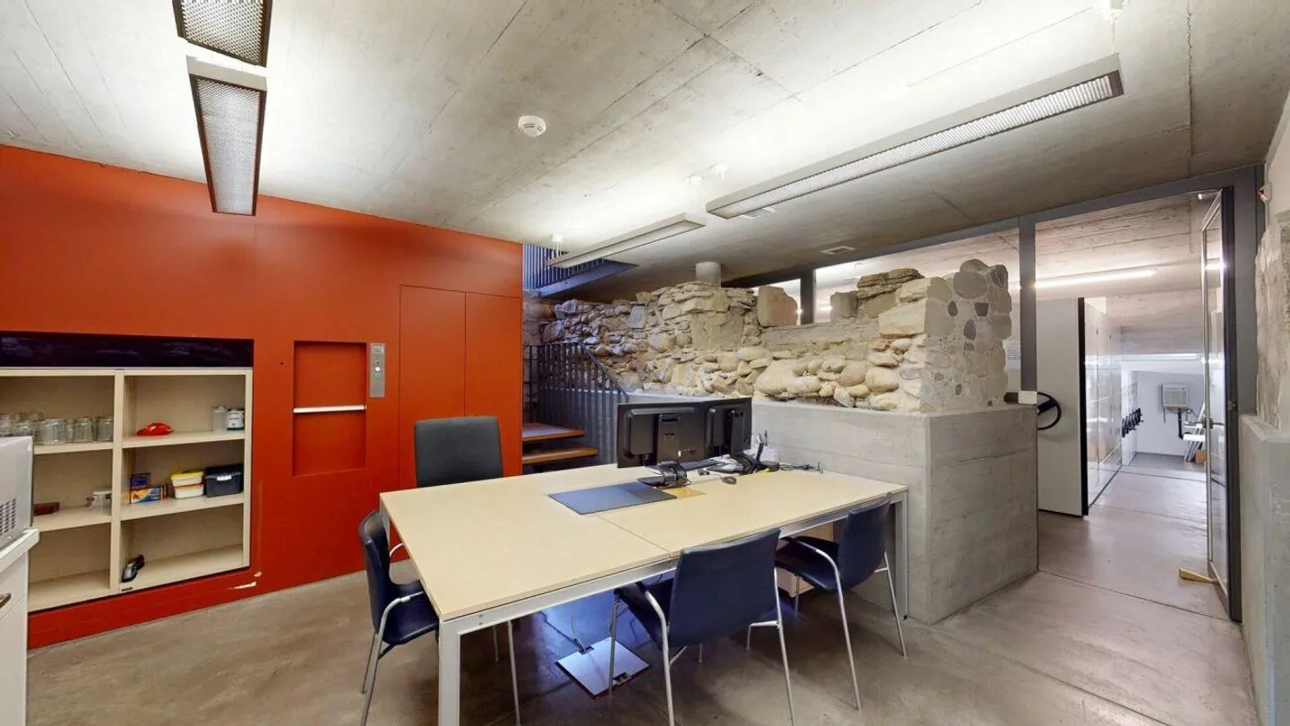 Travailler avec vision dans le 'Bergli' (147 CHF/m2/an) - Photo 7 sur 12