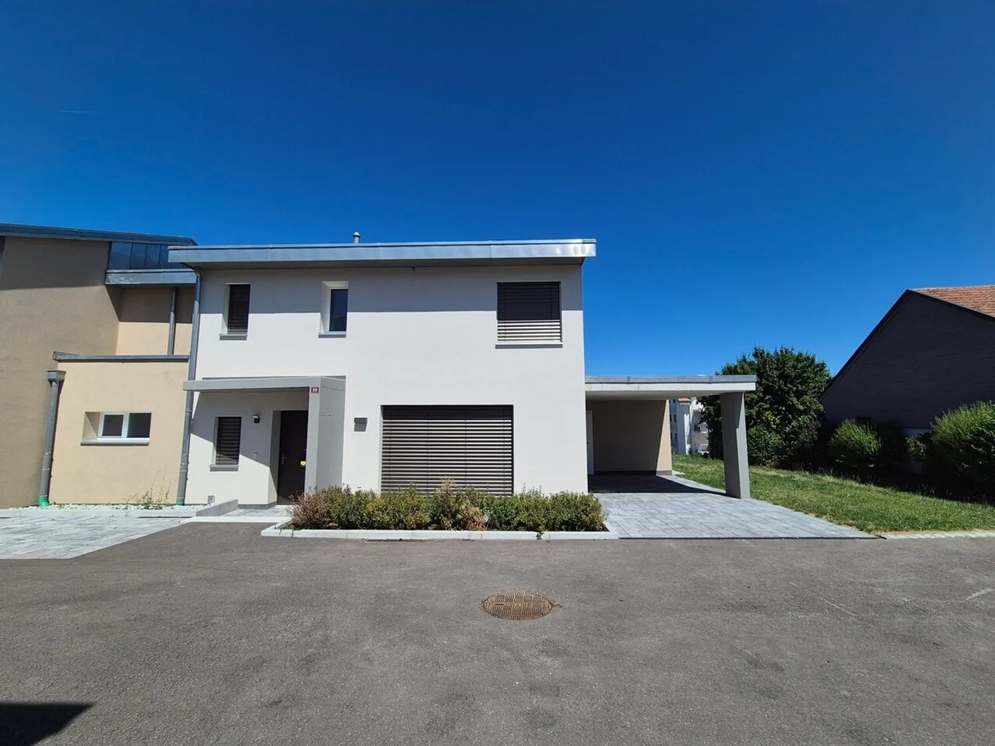 «Neue 4,5-Zimmer-Villa zu vermieten!» - Foto 2 von 8