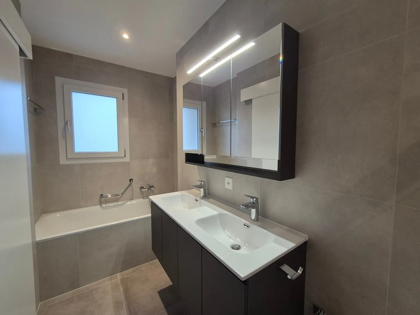 «Neue 4,5-Zimmer-Villa zu vermieten!» - Foto 6 von 8