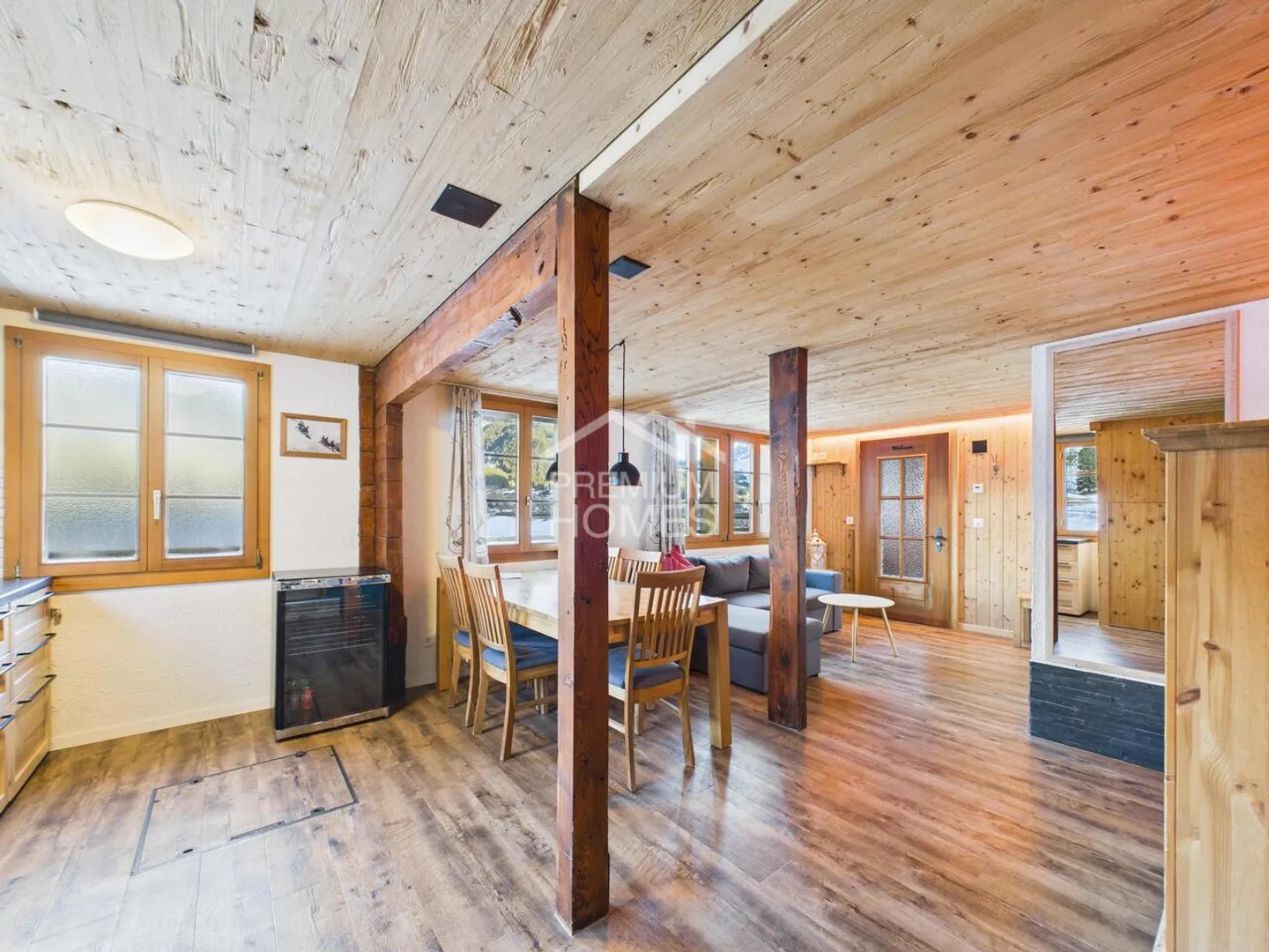 Chalet-Dorf mit Restaurant - Foto 6 von 13