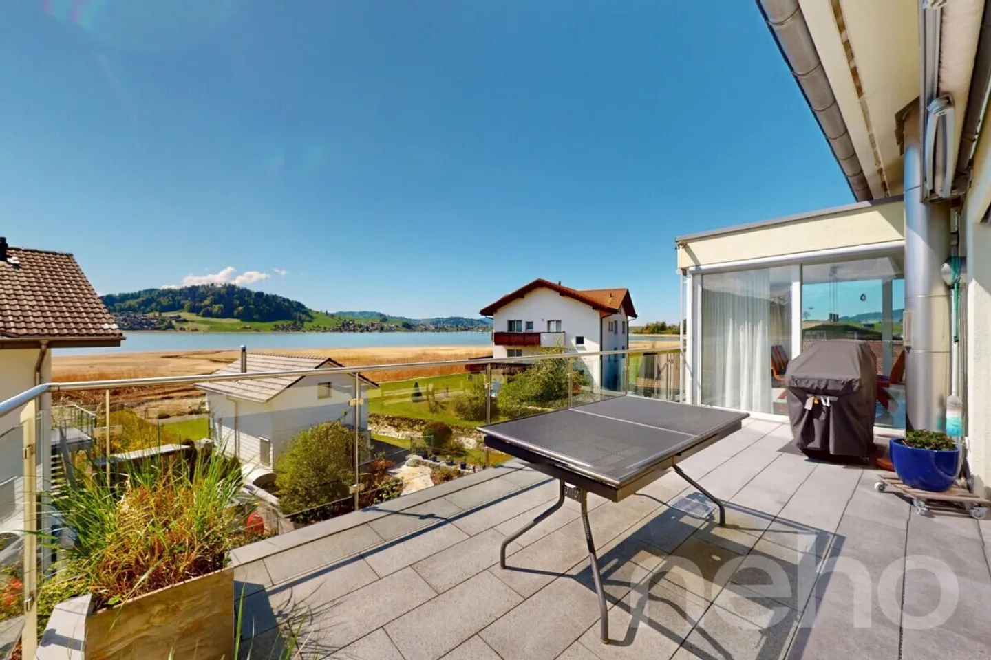 Vivere con vista sul Sihlsee - Combinando pace, luce e panorama - Foto 2 di 13