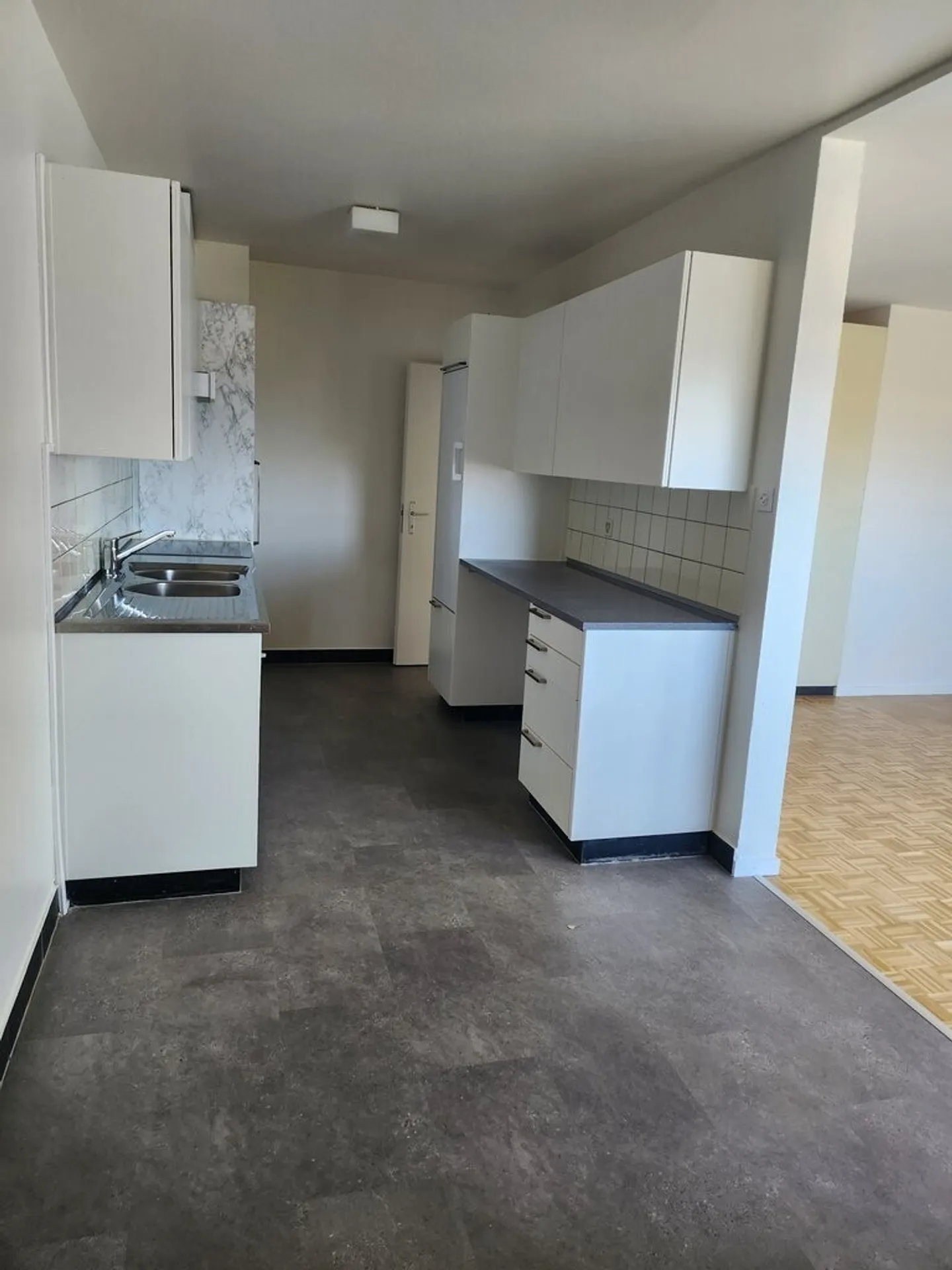 Magnificent 5-room apartment on the 5th floor - Photo 4 of 8