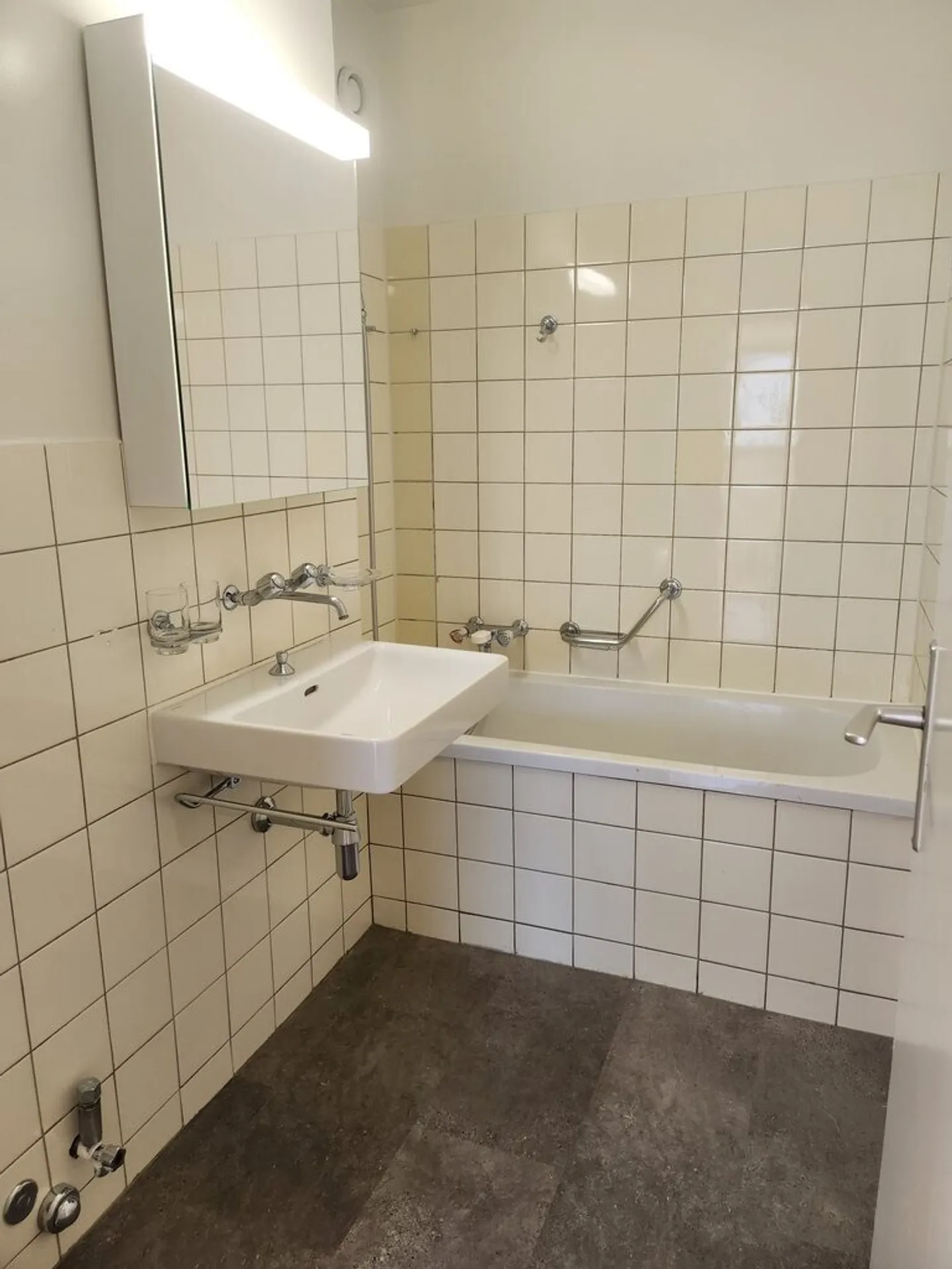 Magnificent 5-room apartment on the 5th floor - Photo 5 of 8