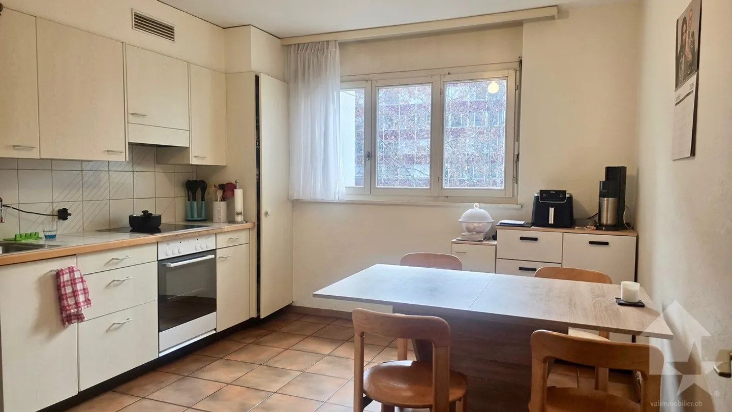 Appartamento di 5,5 locali di 141 m2 in centro città - Foto 4 di 11