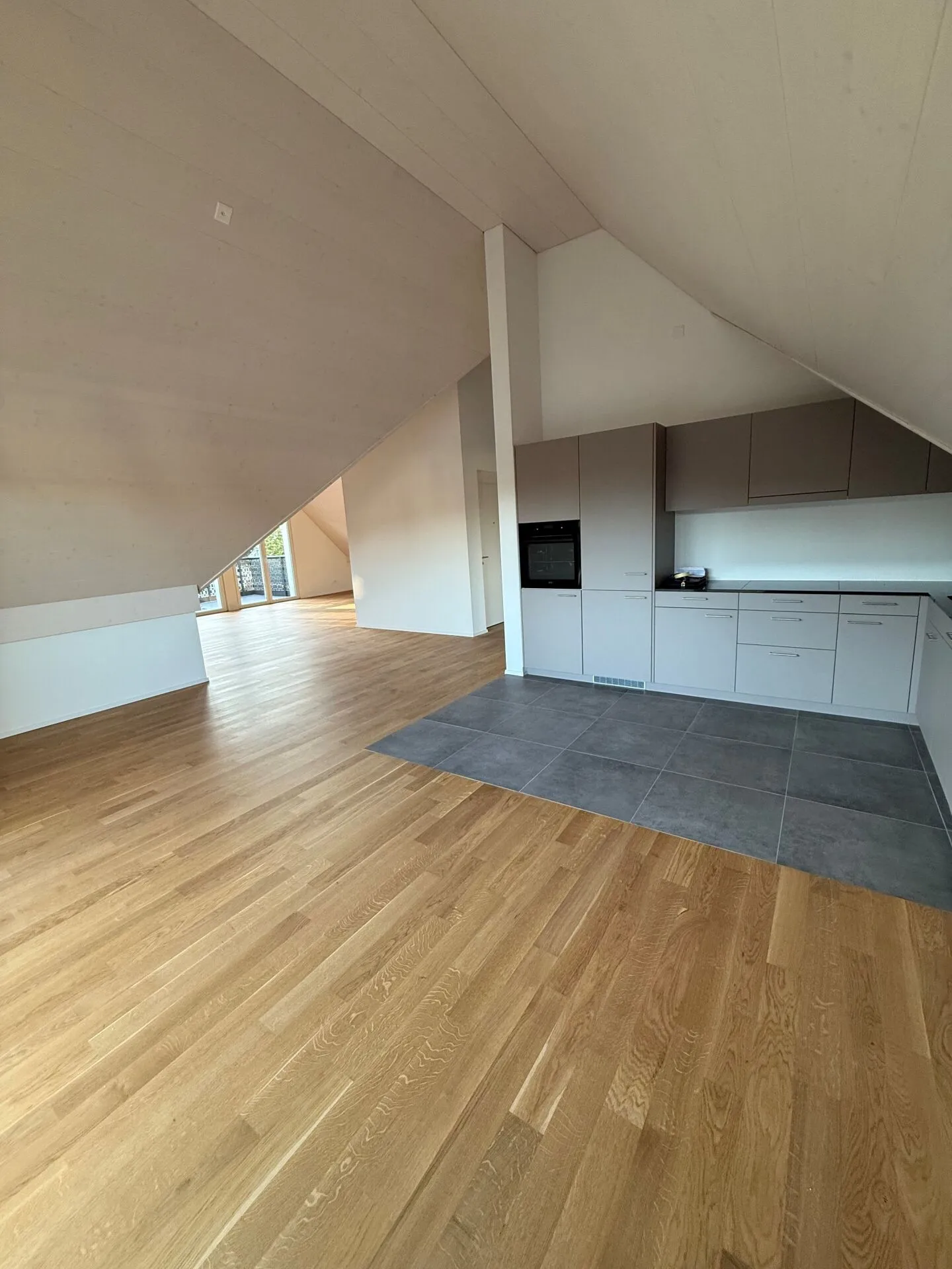 First Rental: High Up - Stylish Penthouse with a View - Photo 12 of 18