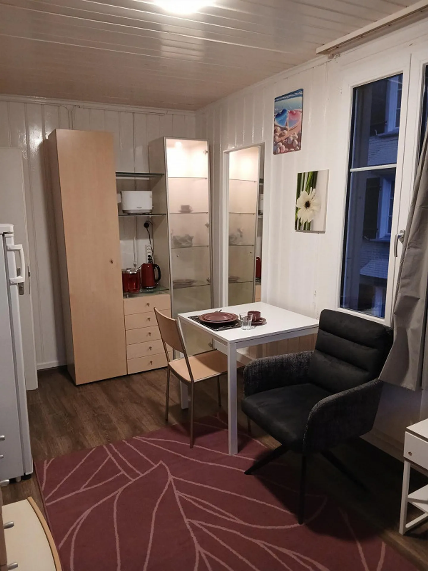1 Chambre Entièrement Meublée - Photo 2 sur 8