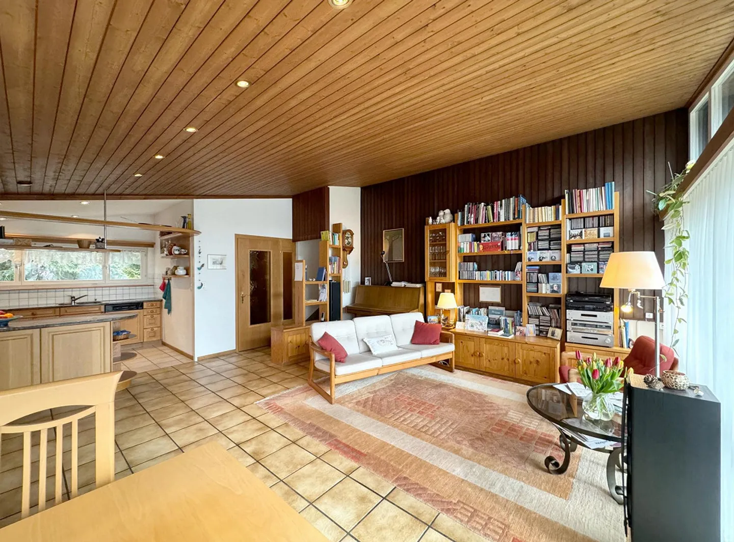 Freistehendes Einfamilienhaus an zentraler Lage - Foto 4 von 11
