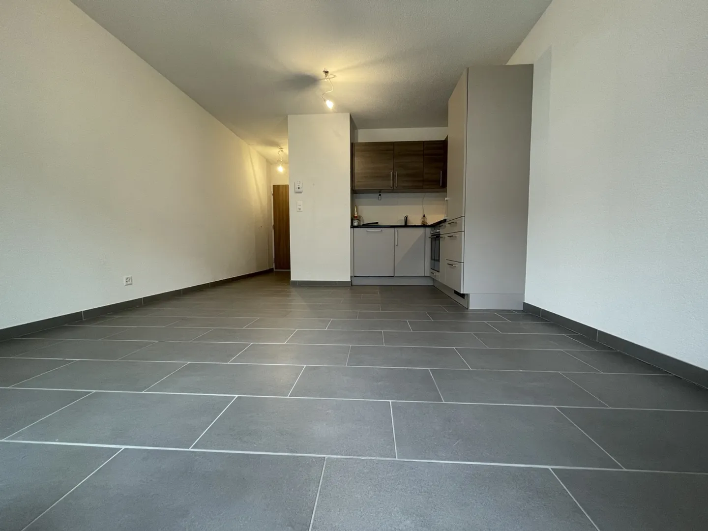 Schönes Studio mit Balkon - Foto 2 di 6