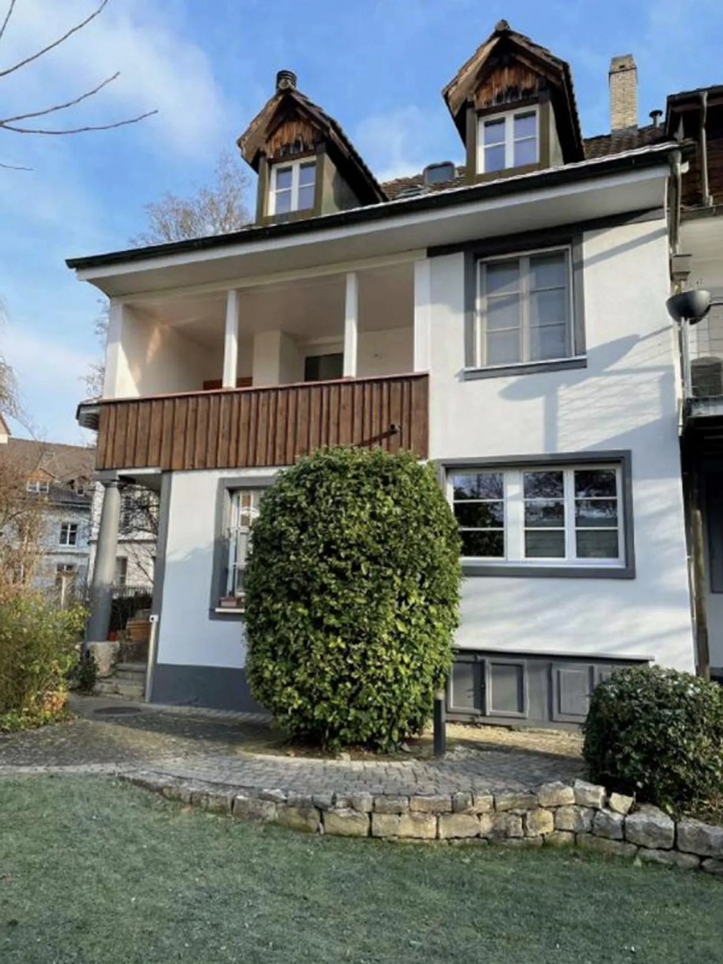 Grosszügige 5.5 Maisonette Wohnung im Dorfkern - Liebhaberobjekt - Foto 1 von 12