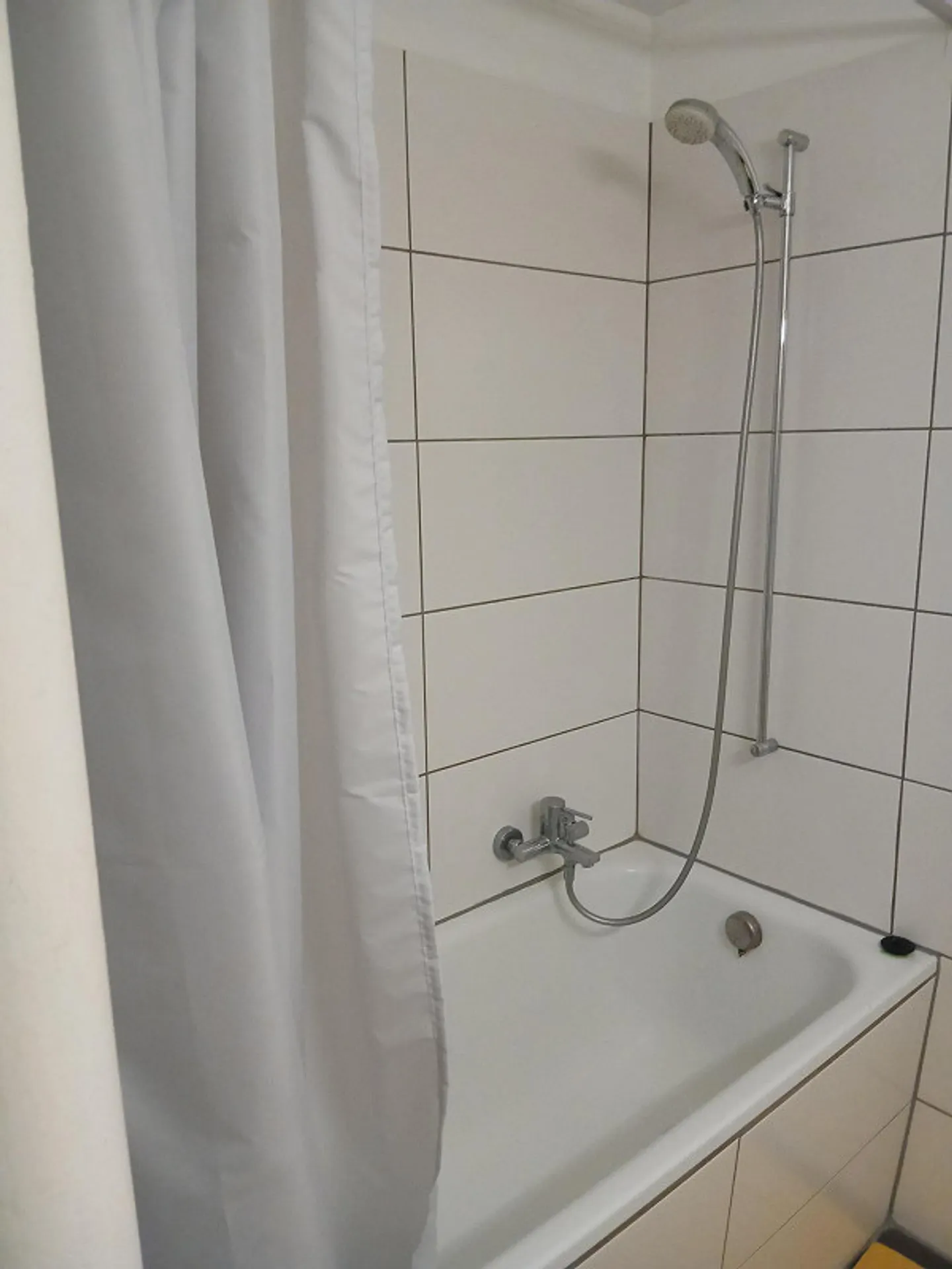 1 Chambre Entièrement Meublée - Photo 6 sur 8