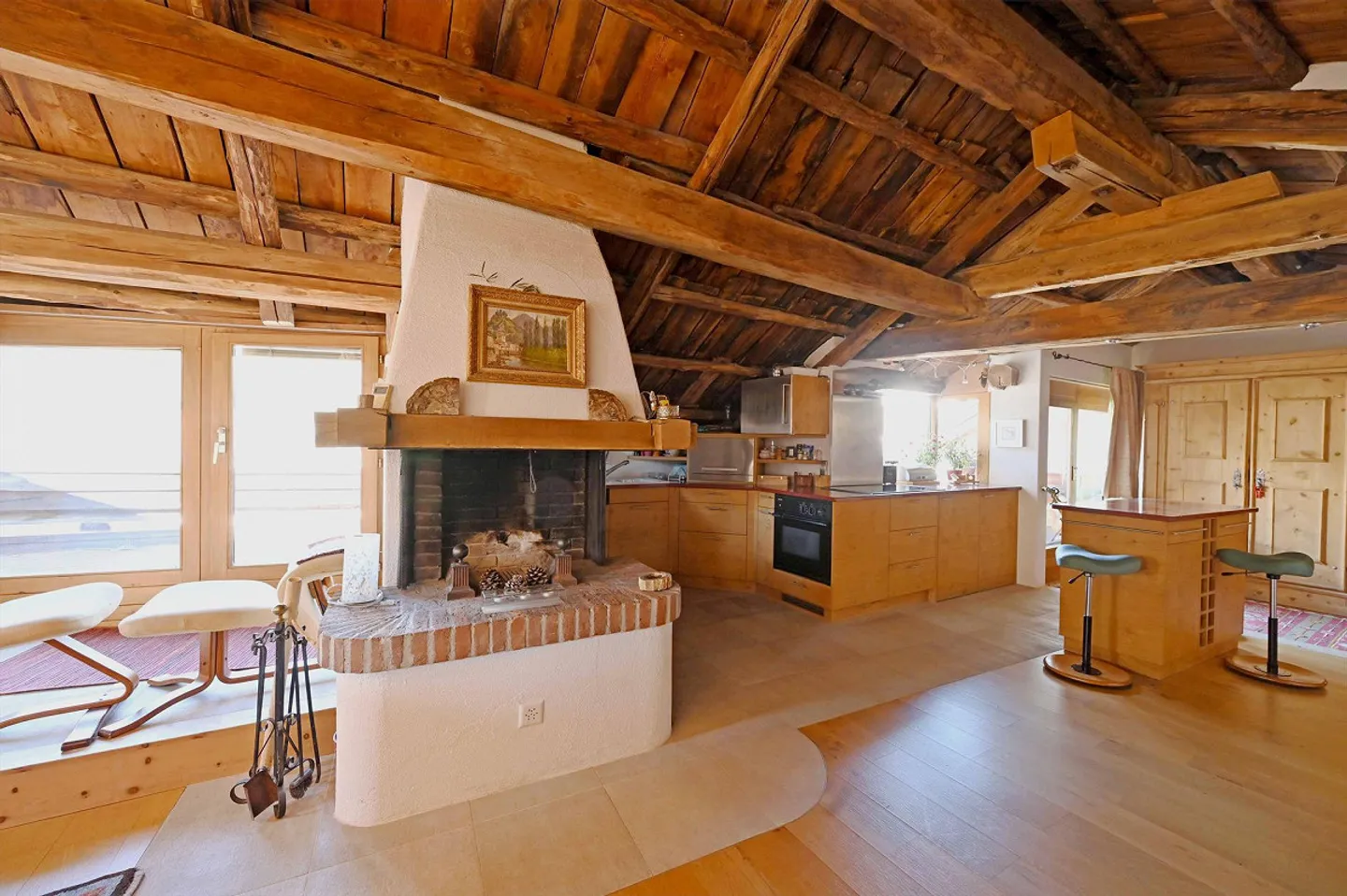 Sogno abitativo con un fascino particolare - Appartamento attico di 4,5 stanze in una storica casa engadinese - Foto 4 di 7