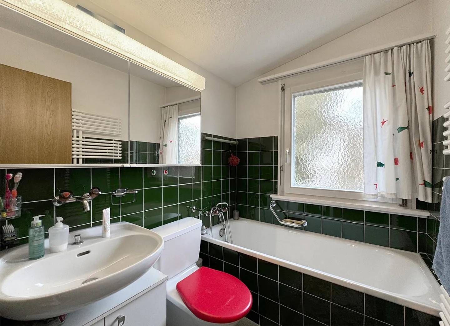 Freistehendes Einfamilienhaus an zentraler Lage - Foto 9 von 11