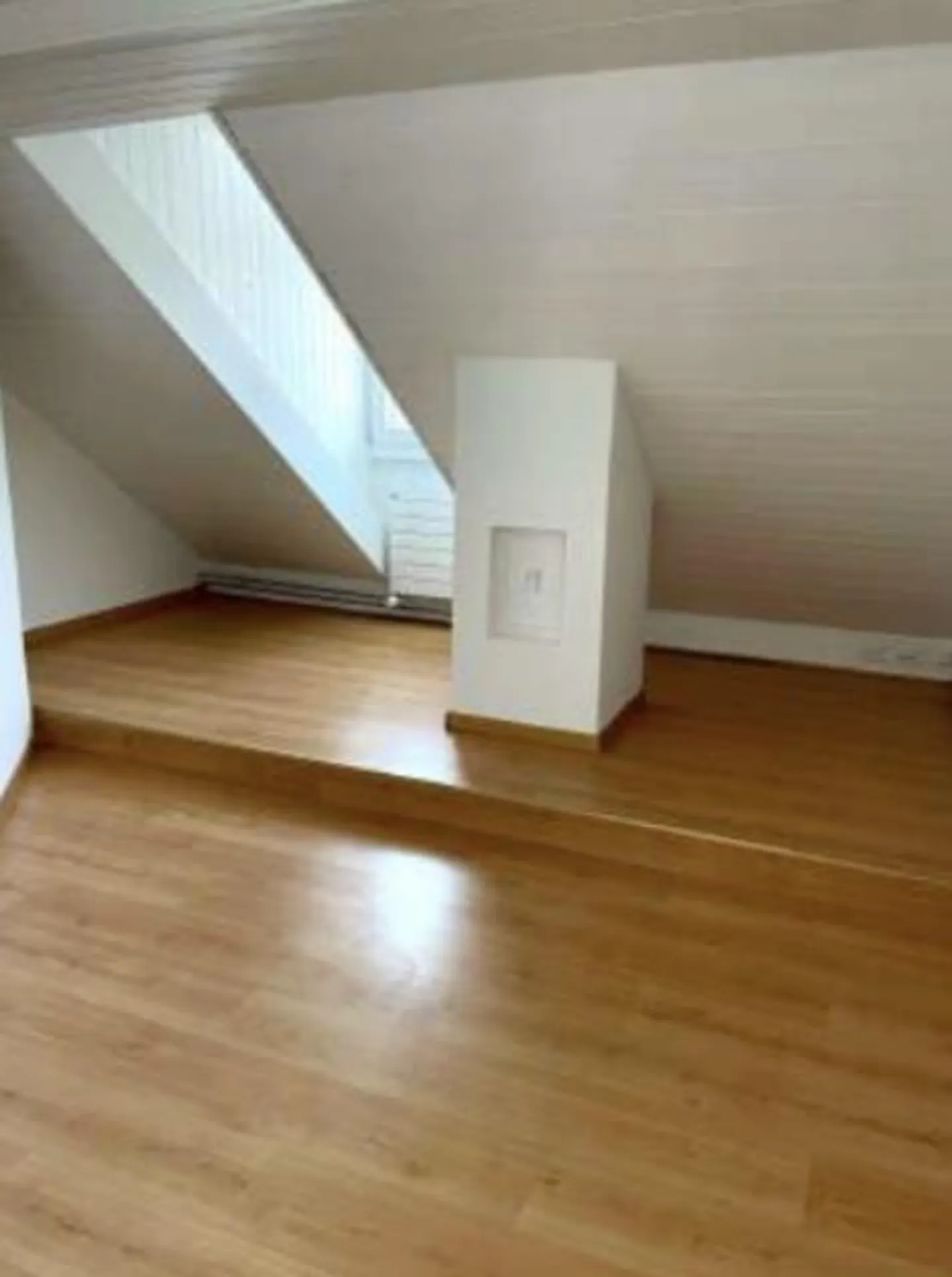 Grosszügige 5.5 Maisonette Wohnung im Dorfkern - Liebhaberobjekt - Foto 9 von 12