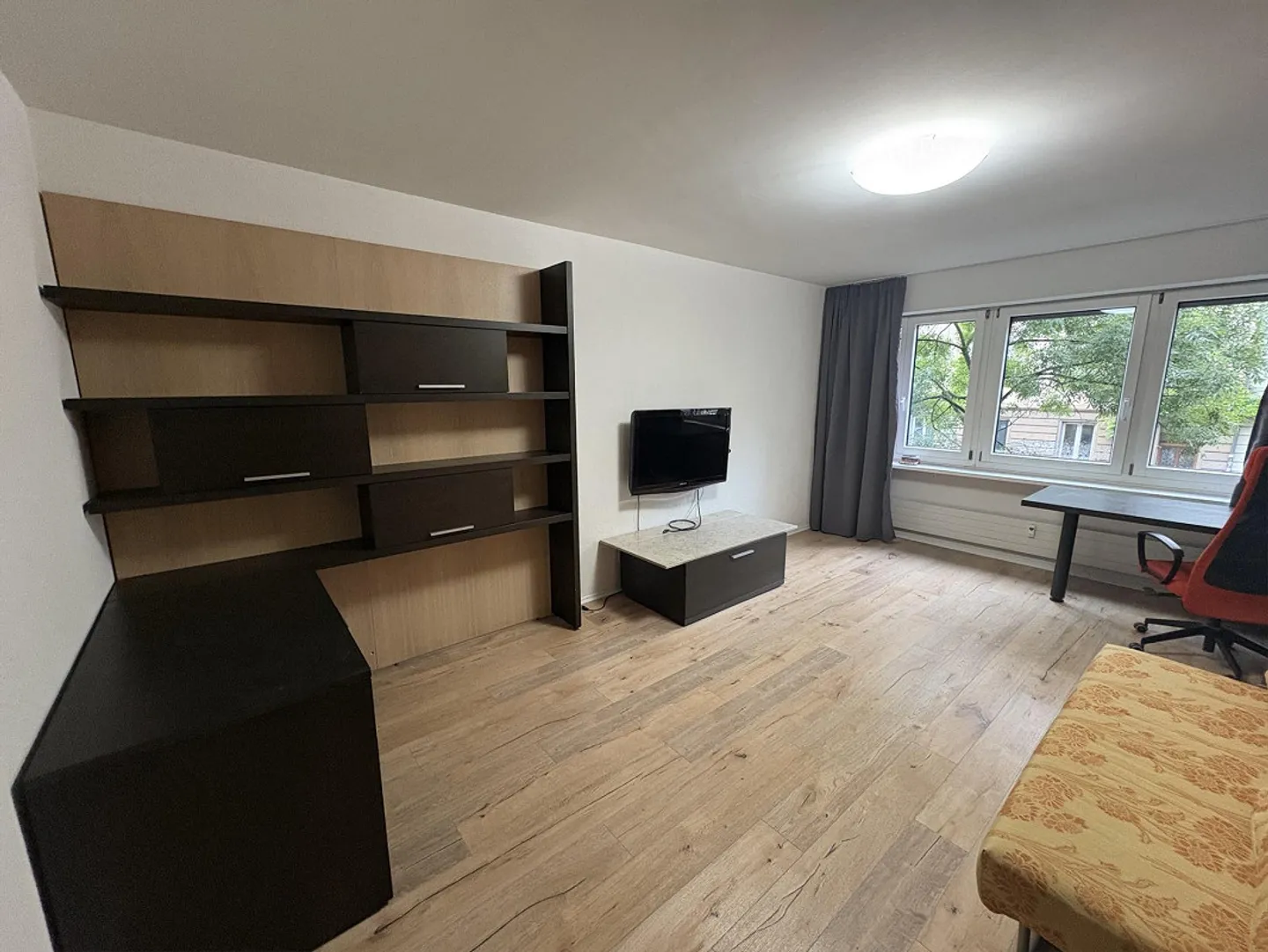 Room in a shared apartment - Photo 5 of 8