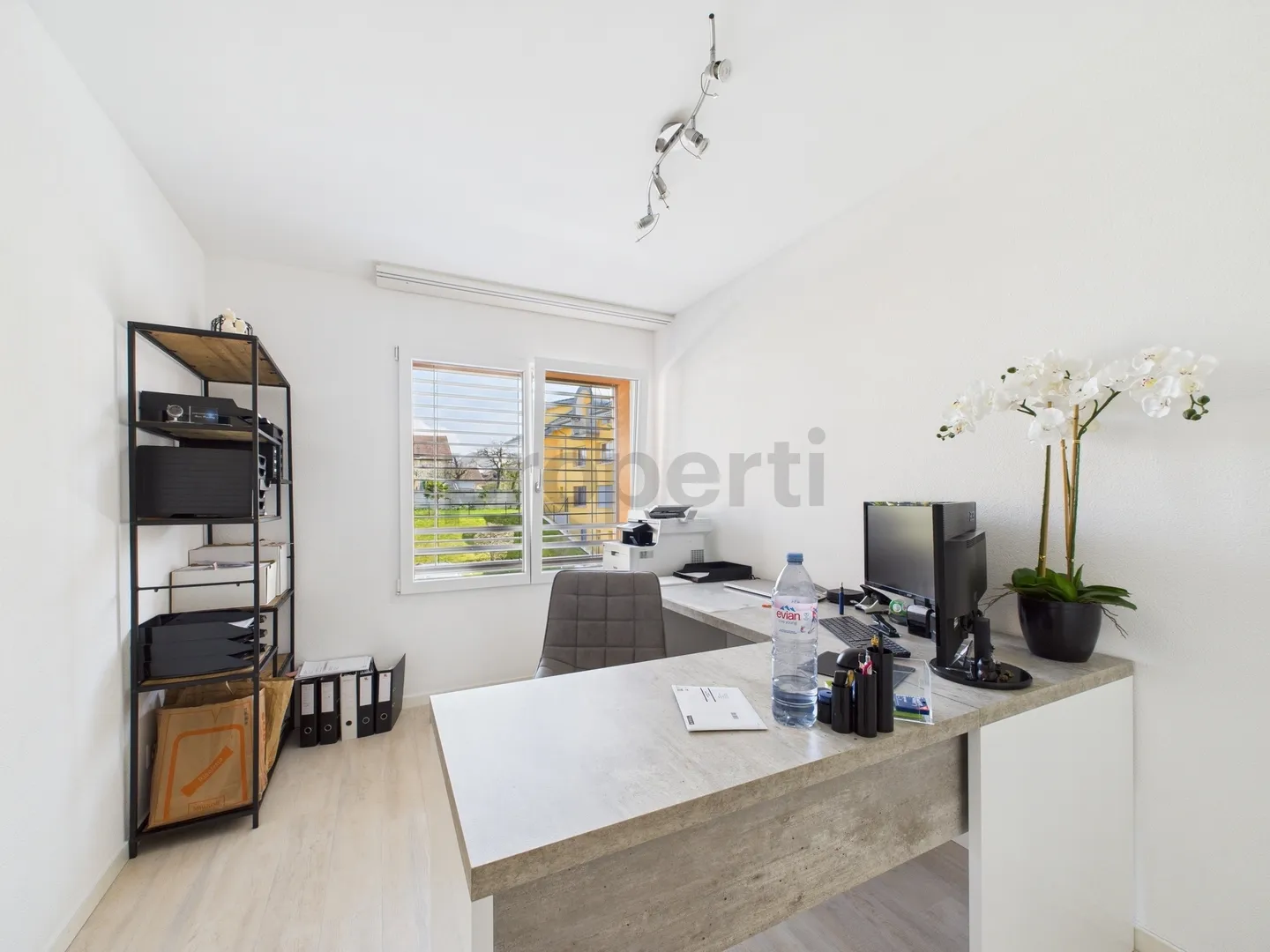 Appartamento in vendita - Foto 8 di 12