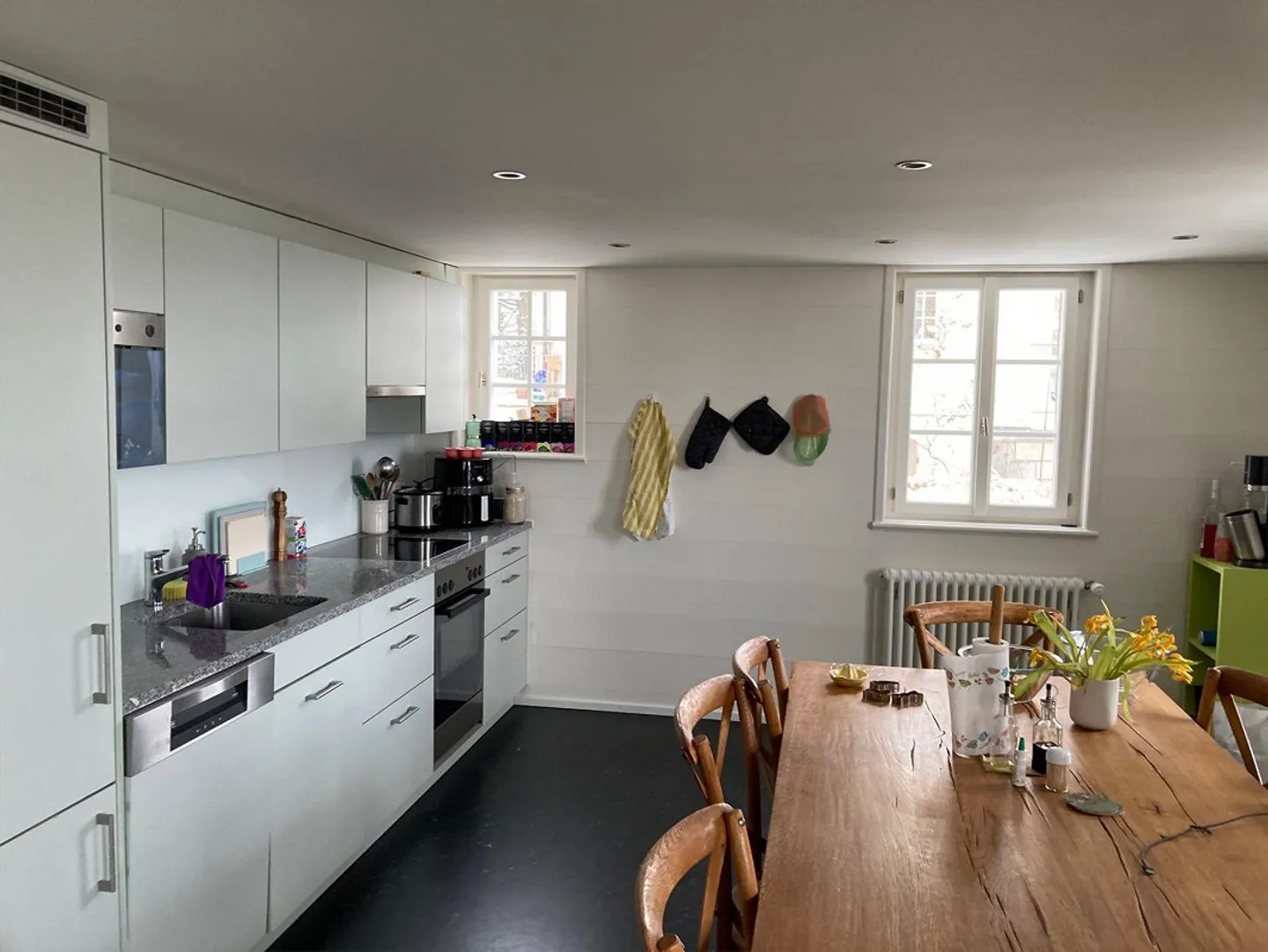 Stylish apartment at Landsgemeindeplatz - Photo 5 of 11