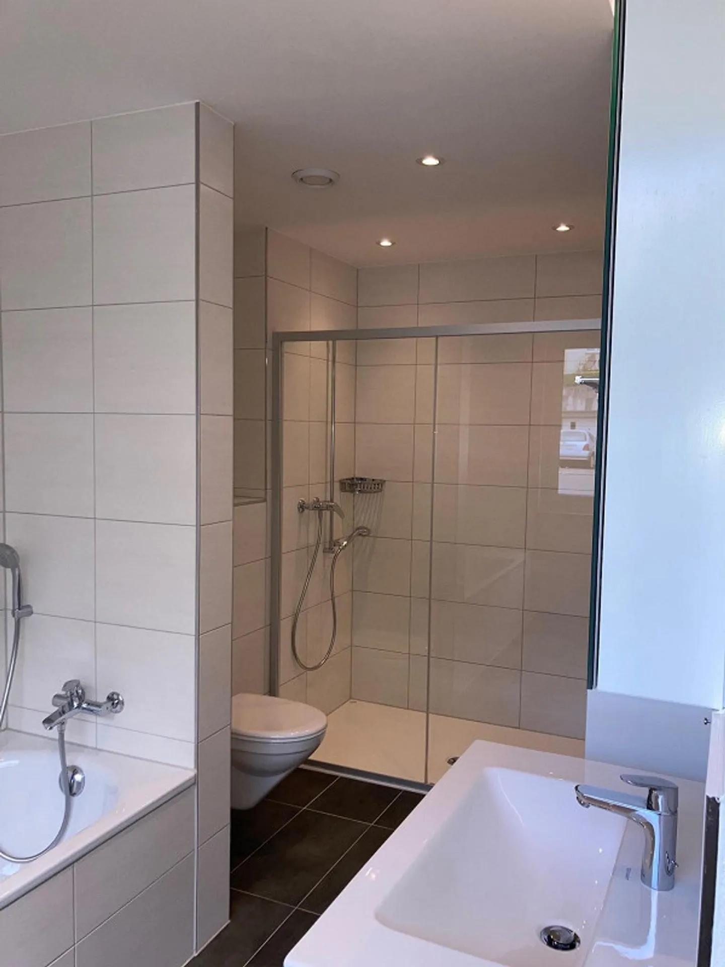 Beautiful and bright 4.5 room apartment for rent in Kloten - Photo 6 of 10