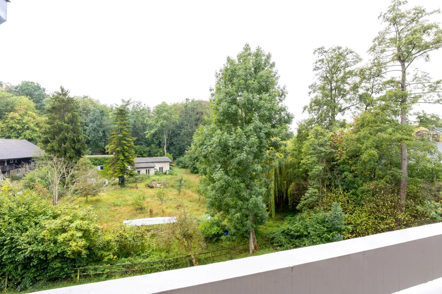 Appartement Charmant avec Vue sur le Lac - Photo 16 sur 30
