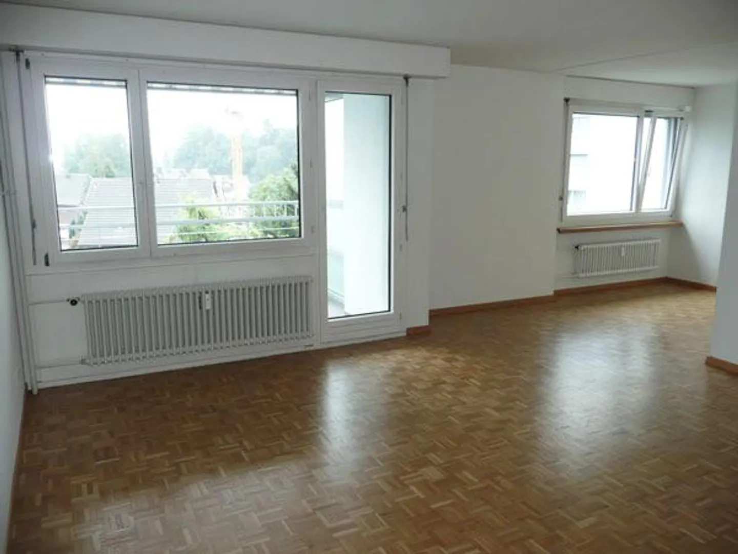 Spacious and modern apartment in a well-kept environment - Photo 6 of 10