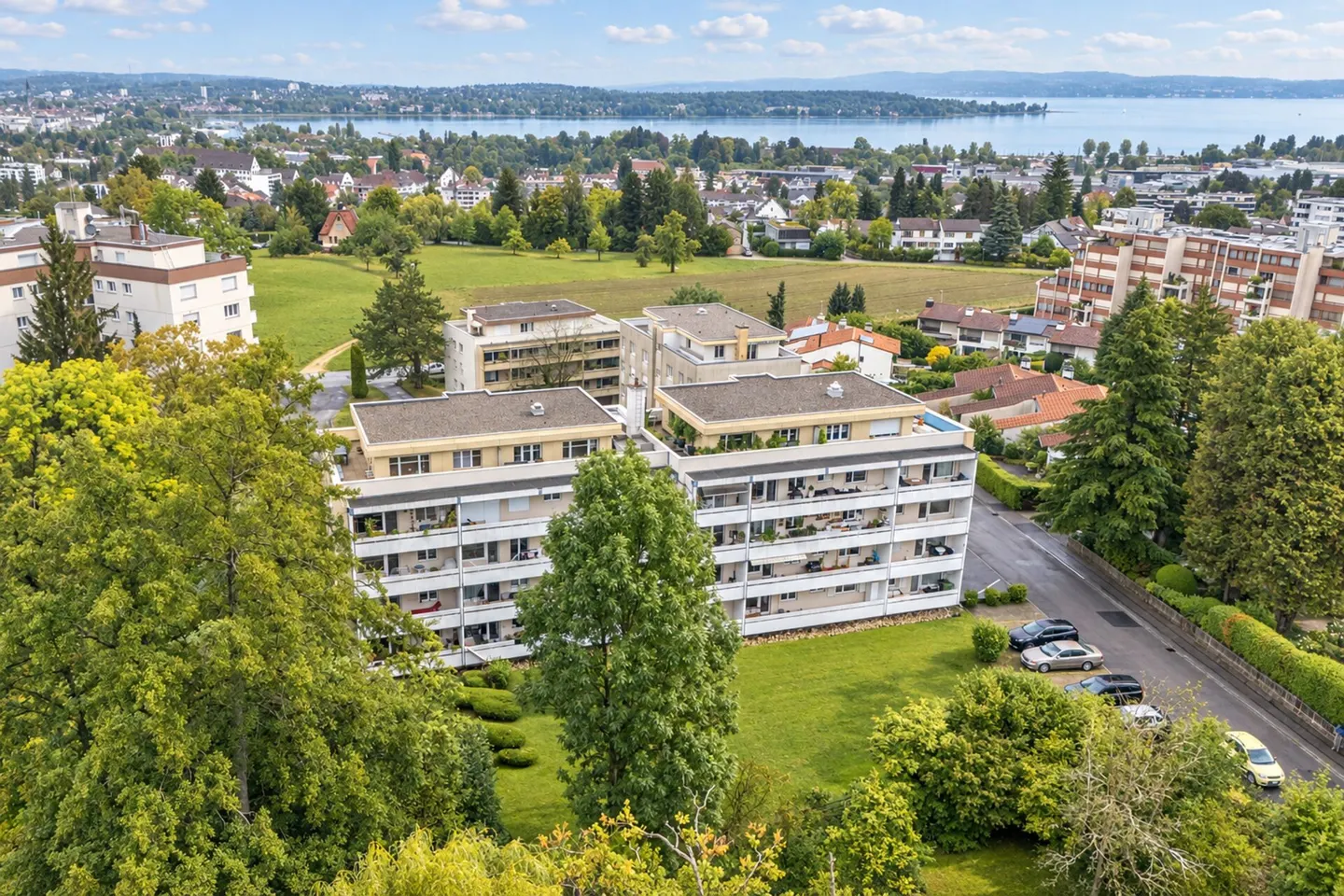 Appartement Charmant avec Vue sur le Lac - Photo 28 sur 30