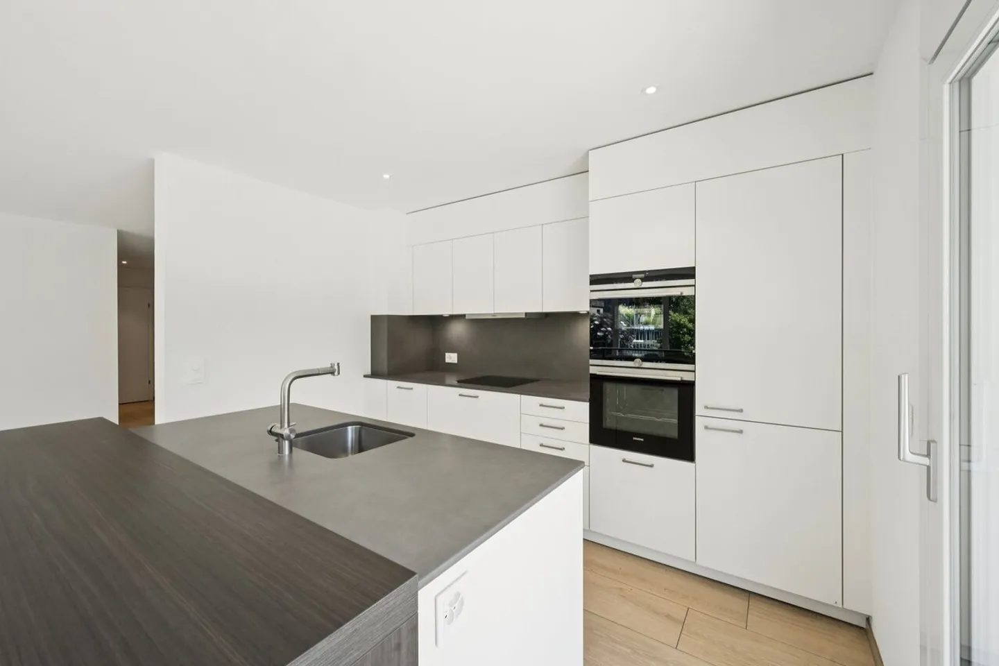 Charmantes Erdgeschosswohnung mit Terrasse und Garten - Foto 3 di 11