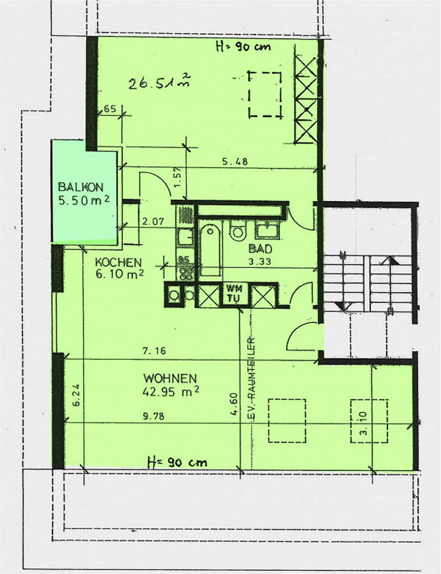 Spacious 2.5-room penthouse apartment in a quiet neighborhood - Photo 8 of 9