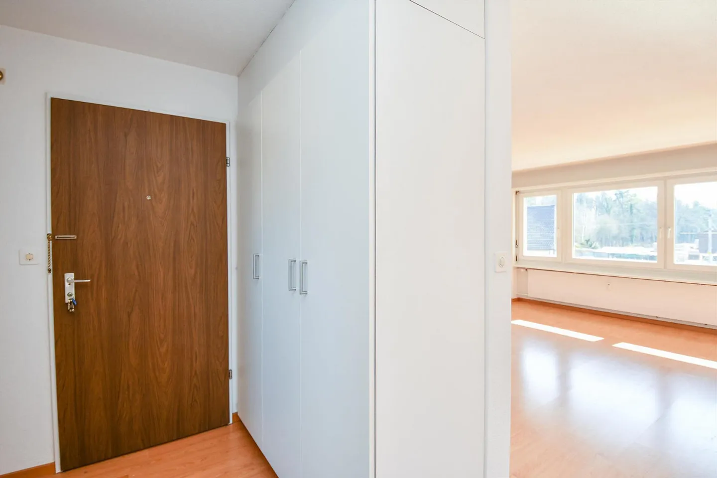 Grand et confortable appartement avec cheminée - Photo 4 sur 11