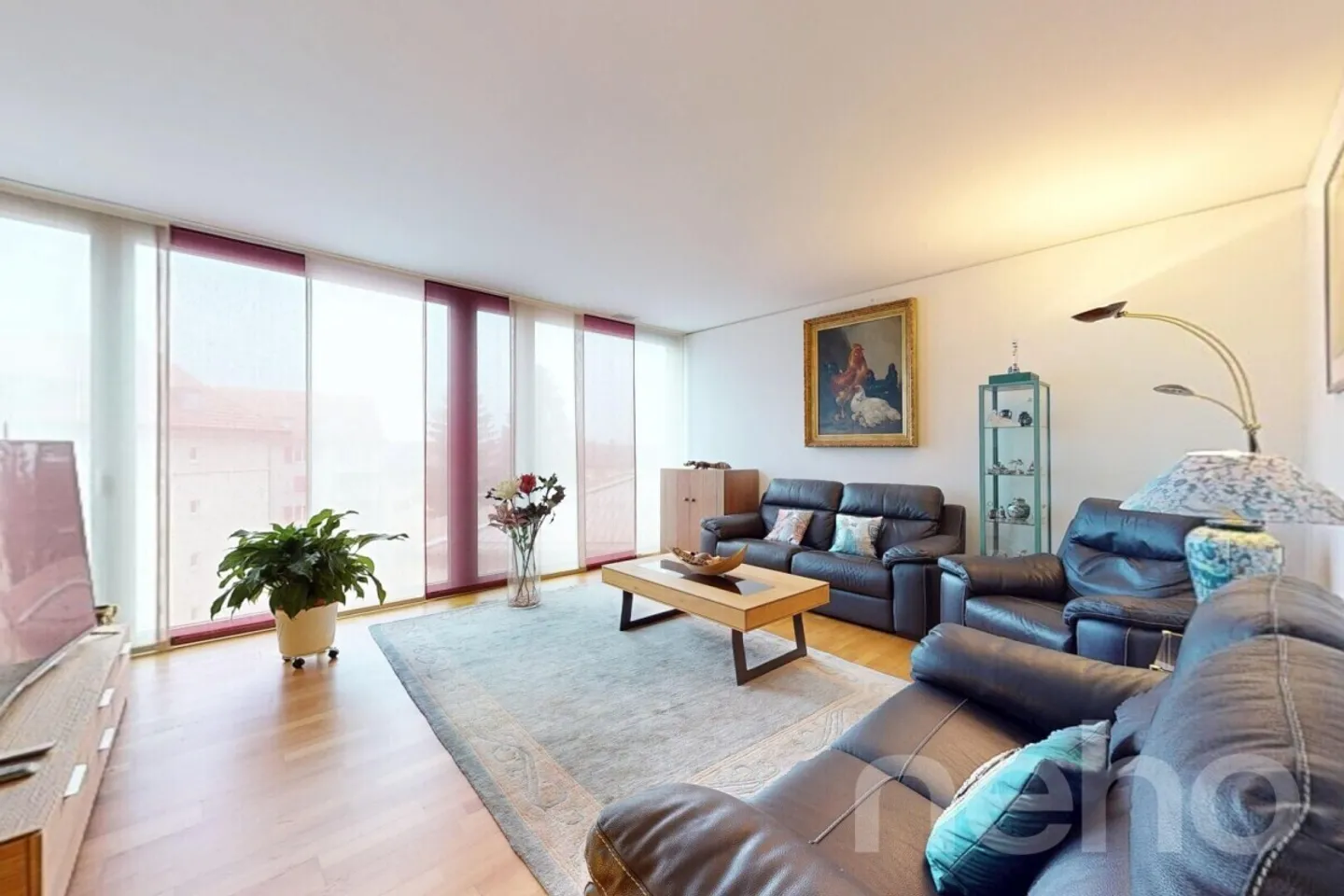 3.5-room style apartment with loggia in Biel - Photo 4 of 13