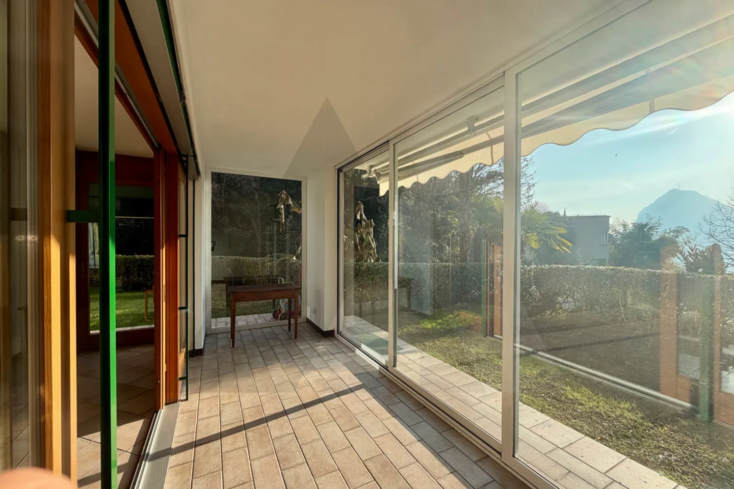 APPARTAMENTO CON GIARDINO IN CONTESTO VERDE - Foto 3 di 16