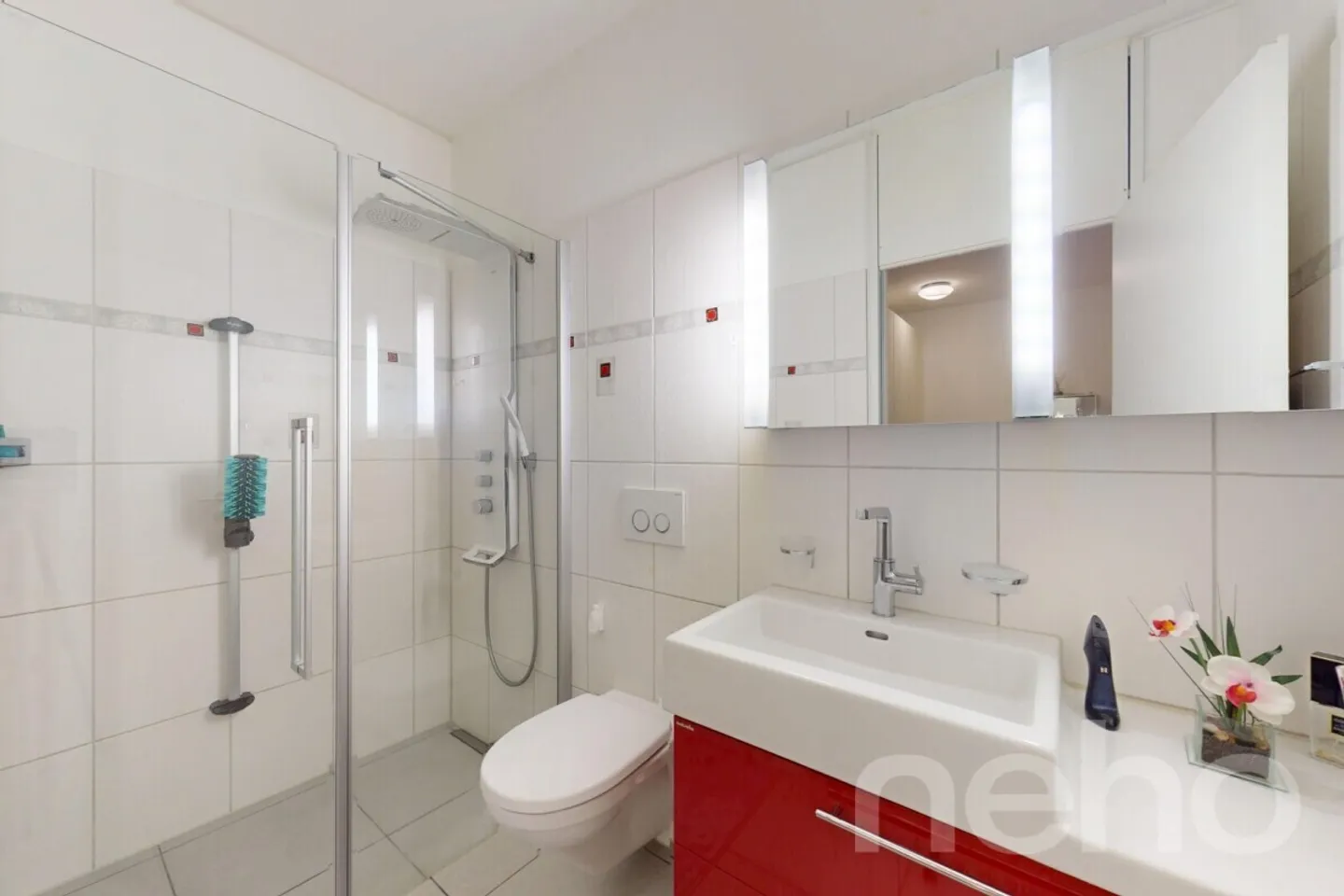 3.5-room style apartment with loggia in Biel - Photo 5 of 13