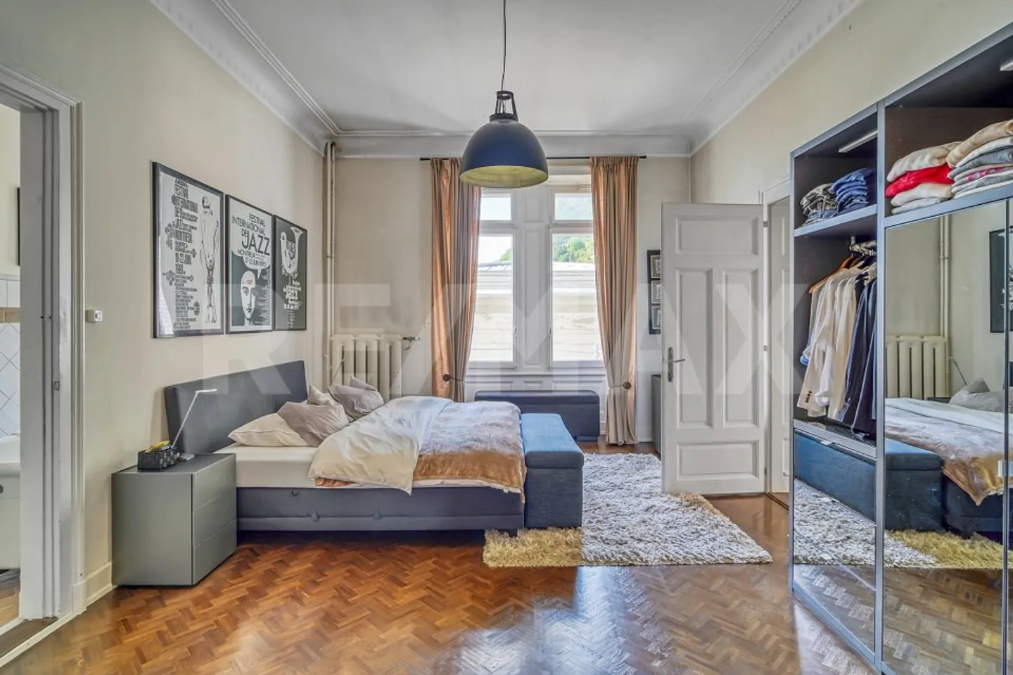 Wohnung kaufen - Foto 1 von 9