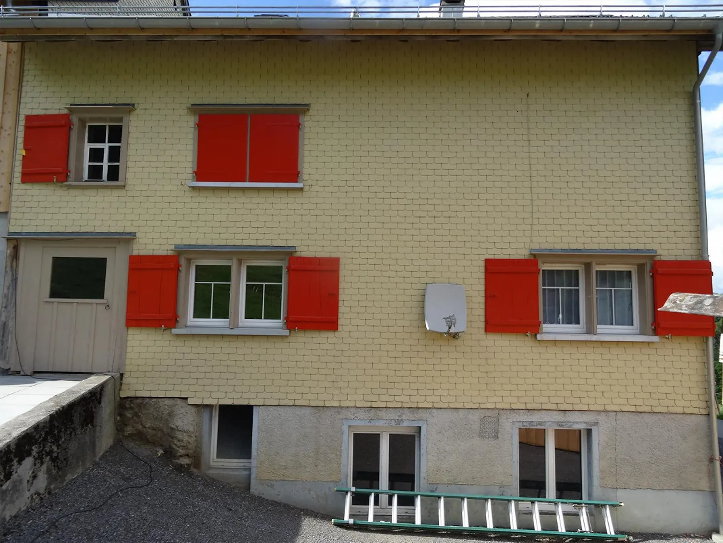 For rent detached house - Photo 1 of 13