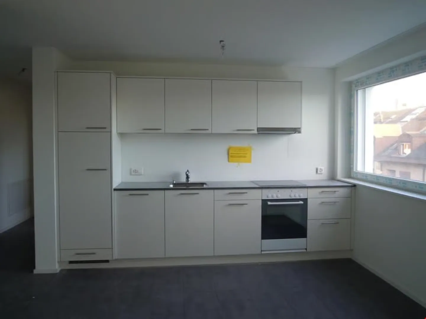 Appartement moderne de 3 pièces - Photo 3 sur 9
