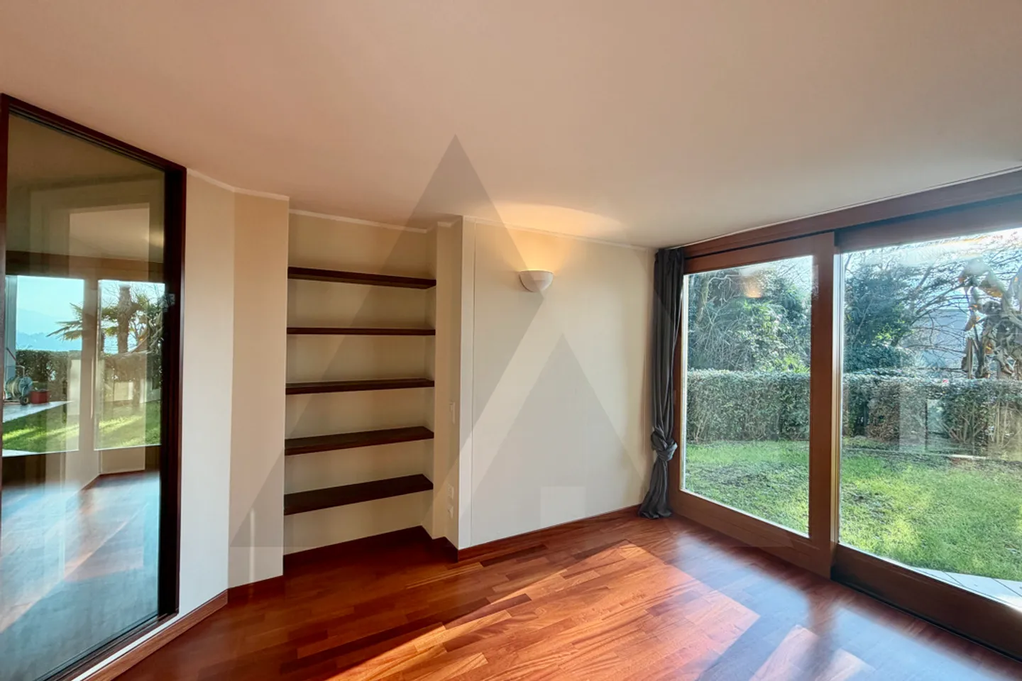 APPARTAMENTO CON GIARDINO IN CONTESTO VERDE - Foto 10 di 16