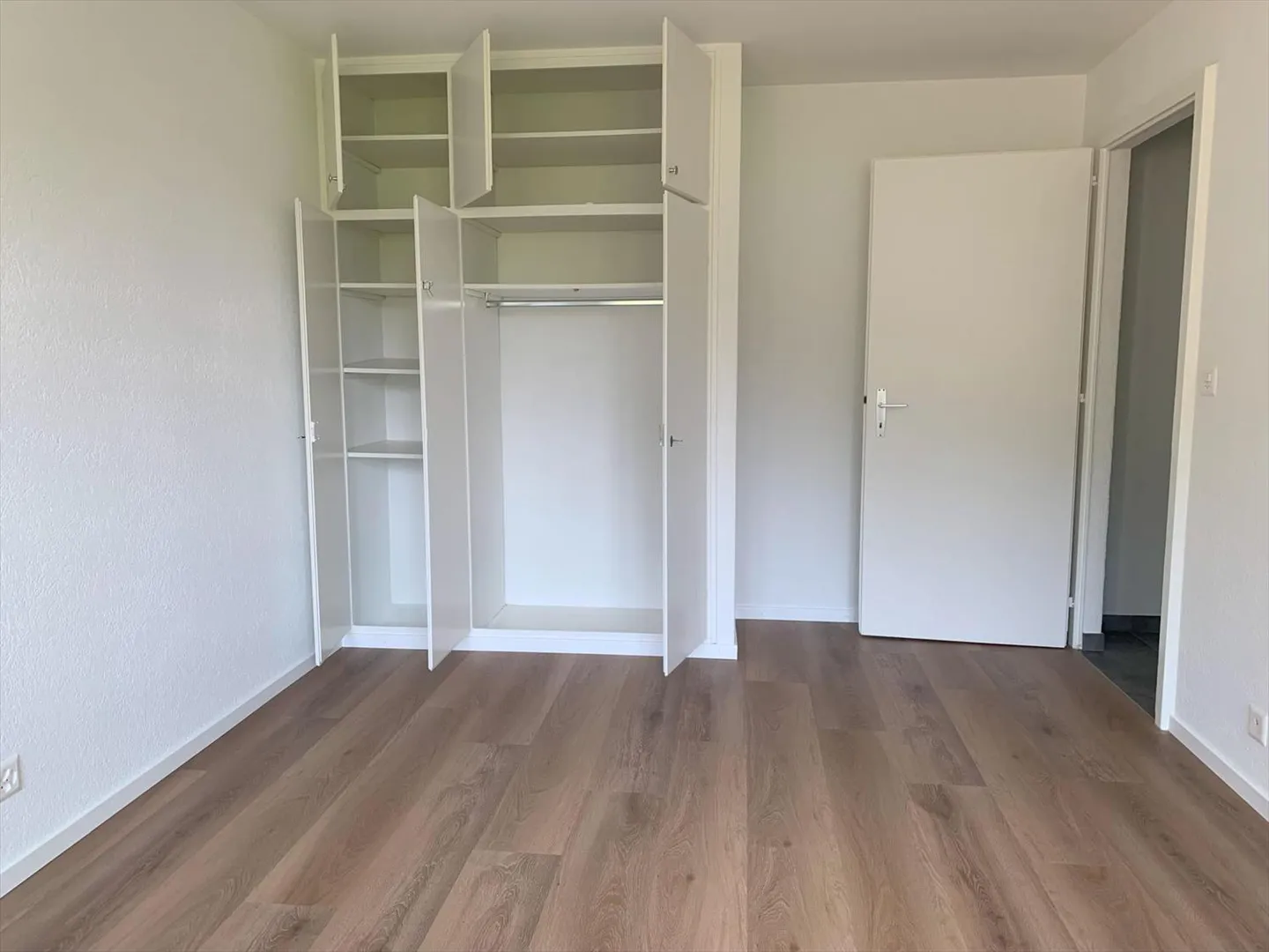 Appartement à louer - Photo 3 sur 9