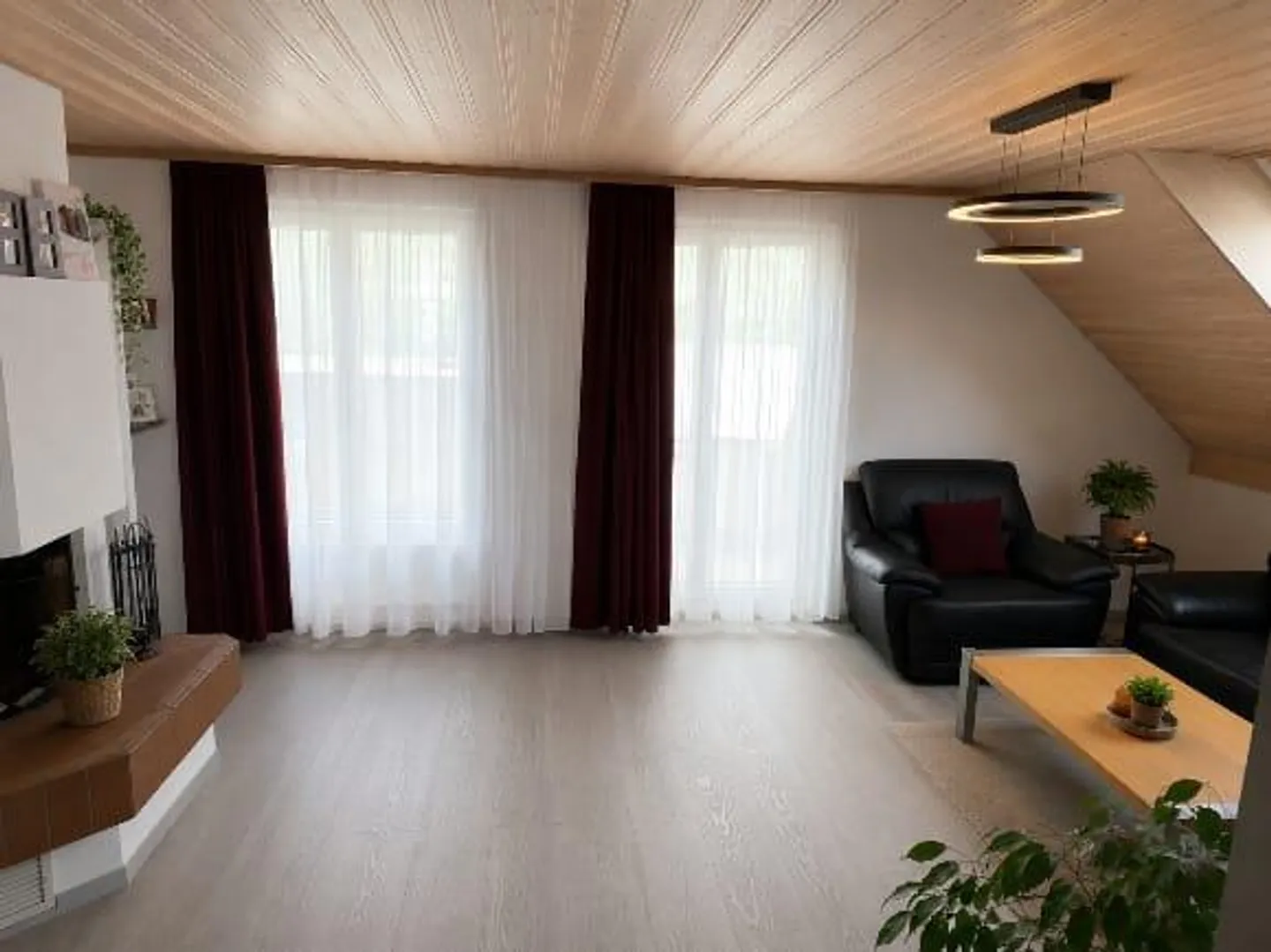 Maisonette di 6 stanze con grande balcone - Foto 3 di 11