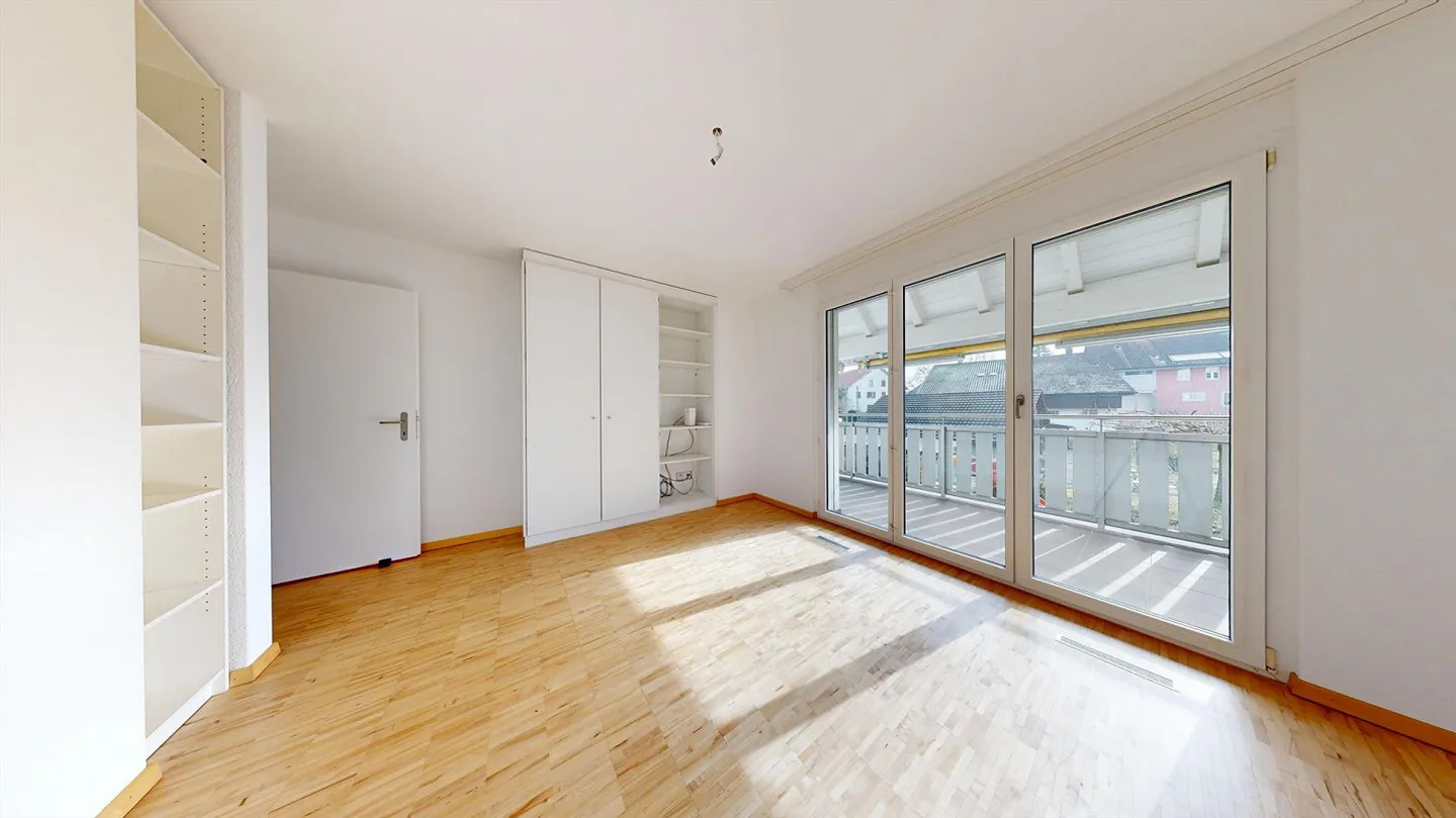 Spacious and well-kept 3 1/2 maisonette apartment - Photo 11 of 13