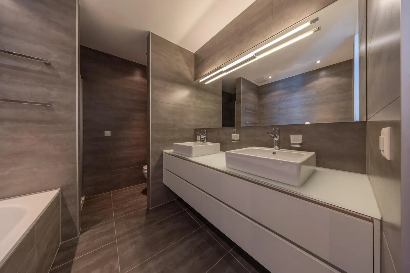 Magnificent renovated apartment with large ski terraces IN/OUT - Photo 8 of 13