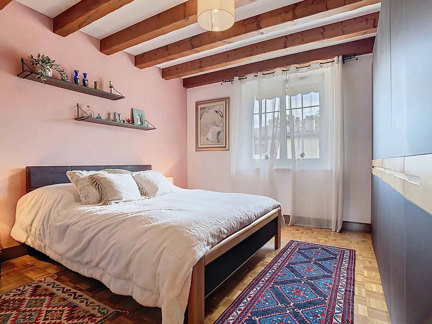 Individual villa with swimming pool in a calm and green environment - Photo 7 of 13