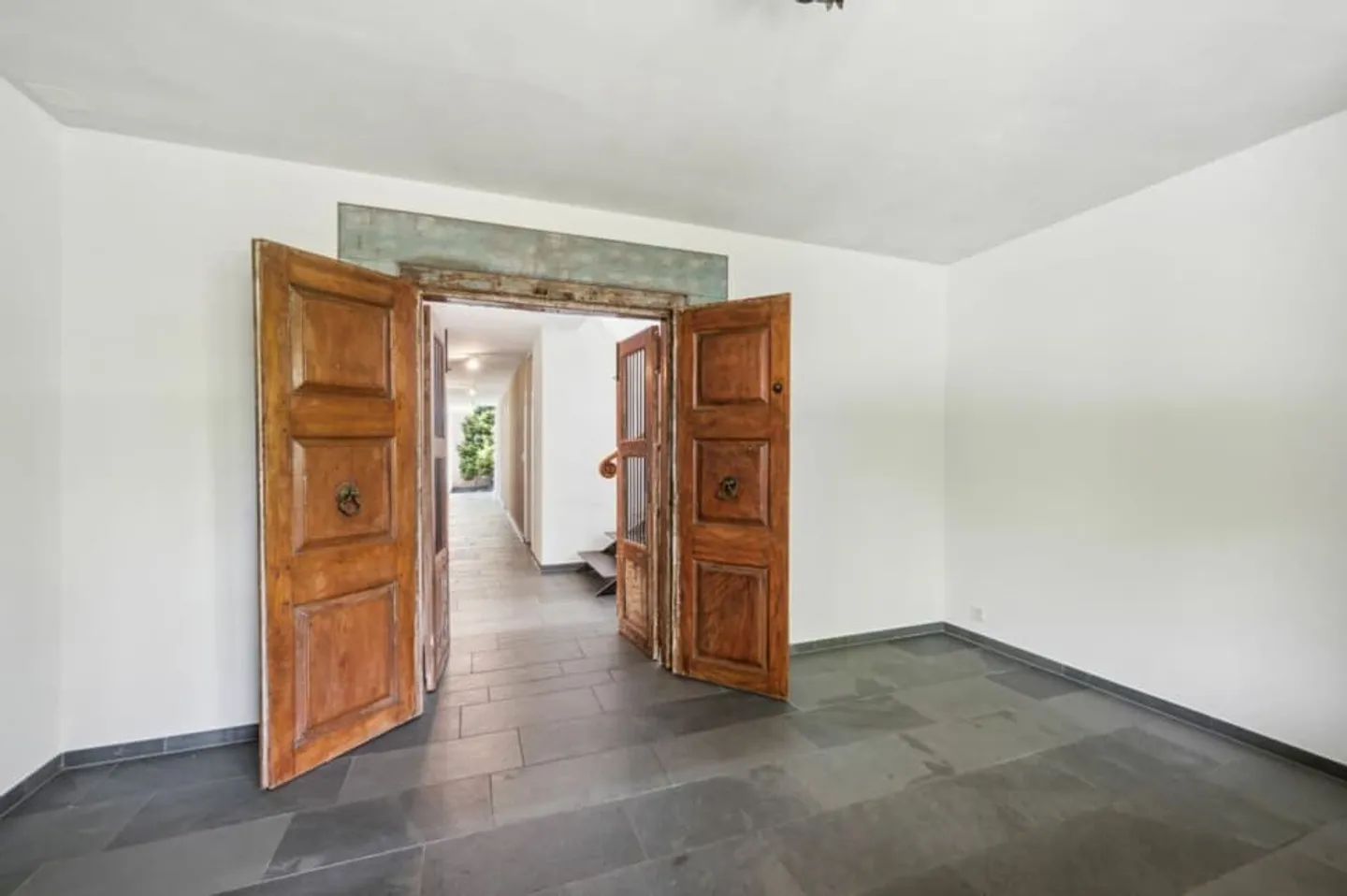 Exklusive 6.5-Zimmer-Villa in Seenähe - Foto 9 von 13